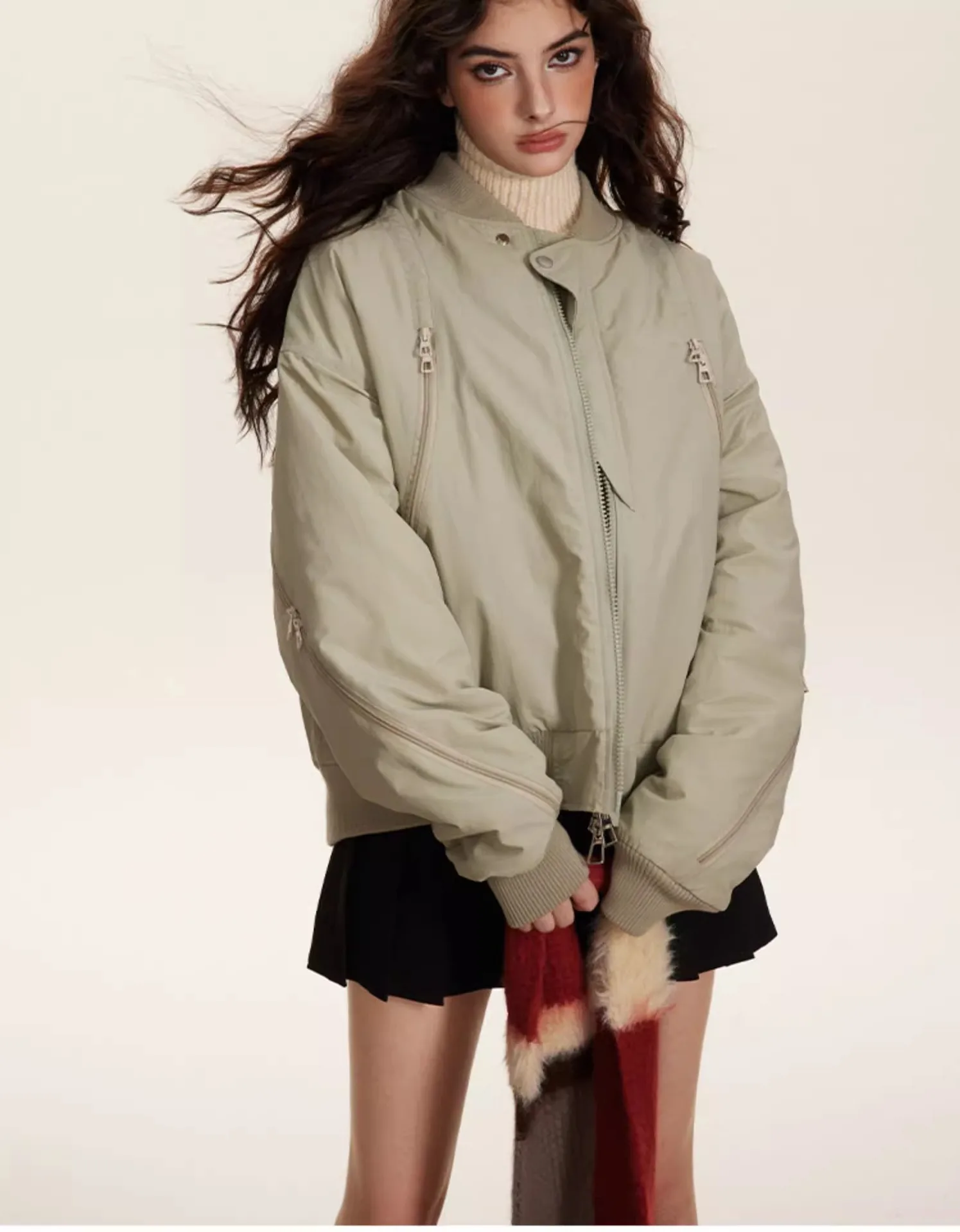 Бейсбольные куртки серого цвета с белыми рукавами, женские летние вечерние ремни, однотонные софтшелловые куртки для отдыха, ребристая защита в стиле ретро
Бейсбольные куртки серого цвета с белыми рукавами, женские летние вечерние ремни, однотонные софтшелловые куртки для отдыха, ребристая защита в стиле ретро