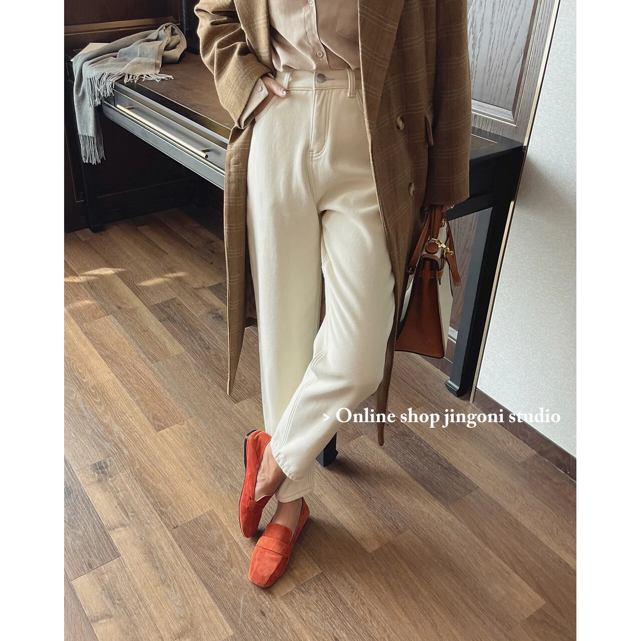 2022 Woman Harem Cargo Baggy Mom Jeans Fleece Lining Y2k Pants Clothes Streetwear Korean Fashion Oem Shorts Denim Trousers
2022 Woman Harem Cargo Baggy Mom Jeans Fleece Lining Y2k Pants Clothes Streetwear Korean Fashion Oem Shorts Denim Trousers