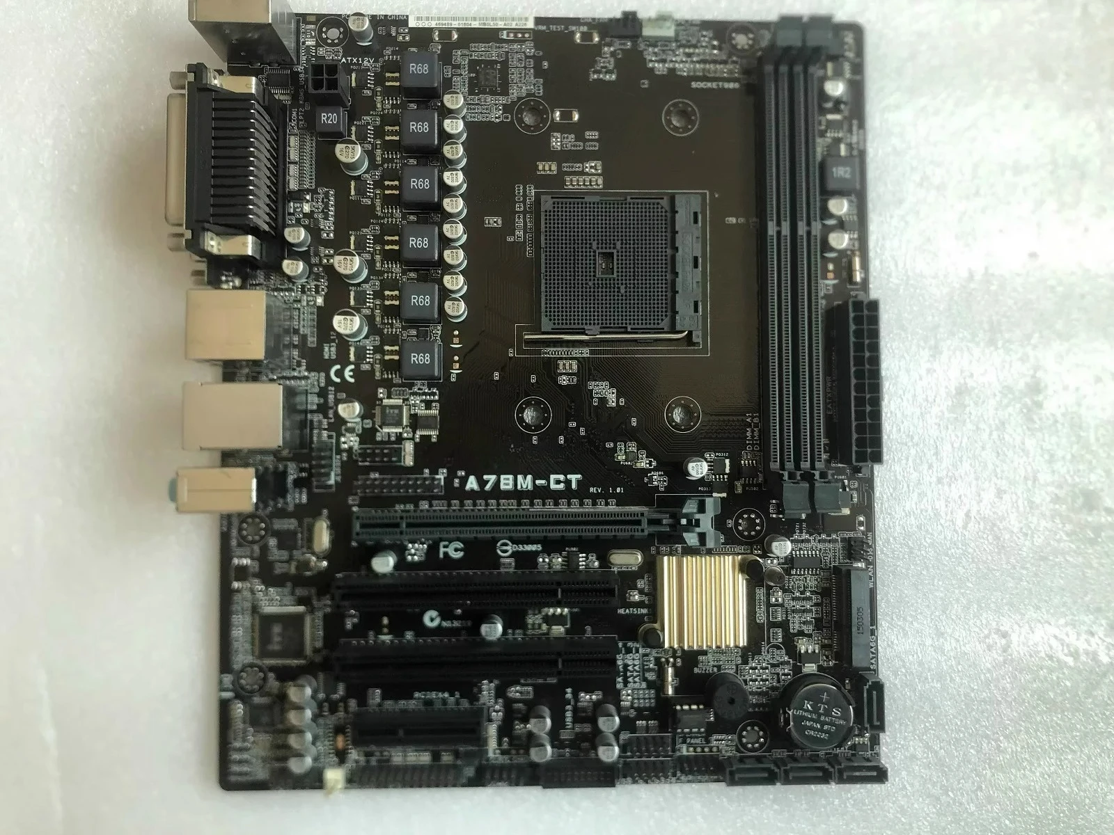 Для Tsinghua Tongfang Chaoxiang z800 ASUS A78M-CT основная плата FM2 интерфейс памяти DDR3 (номер магазина. 0242)
Для Tsinghua Tongfang Chaoxiang z800 ASUS A78M-CT основная плата FM2 интерфейс памяти DDR3 (номер магазина. 0242)