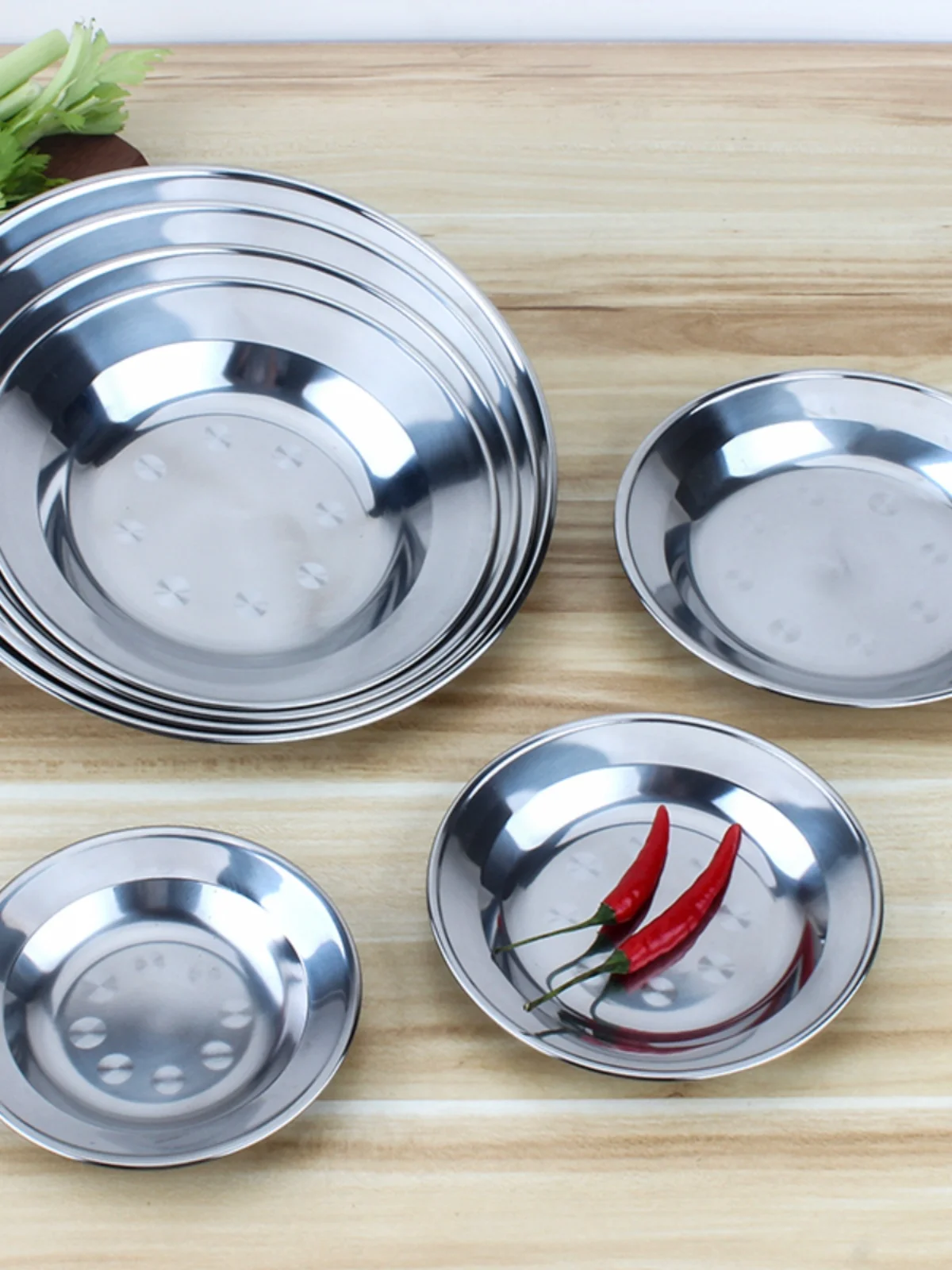 Тарелка из нержавеющей стали 304, круглая, для домашнего использования, глубокая, плоское дно, для димсамов, десертов, для детского сада
Тарелка из нержавеющей стали 304, круглая, для домашнего использования, глубокая, плоское дно, для димсамов, десертов, для детского сада