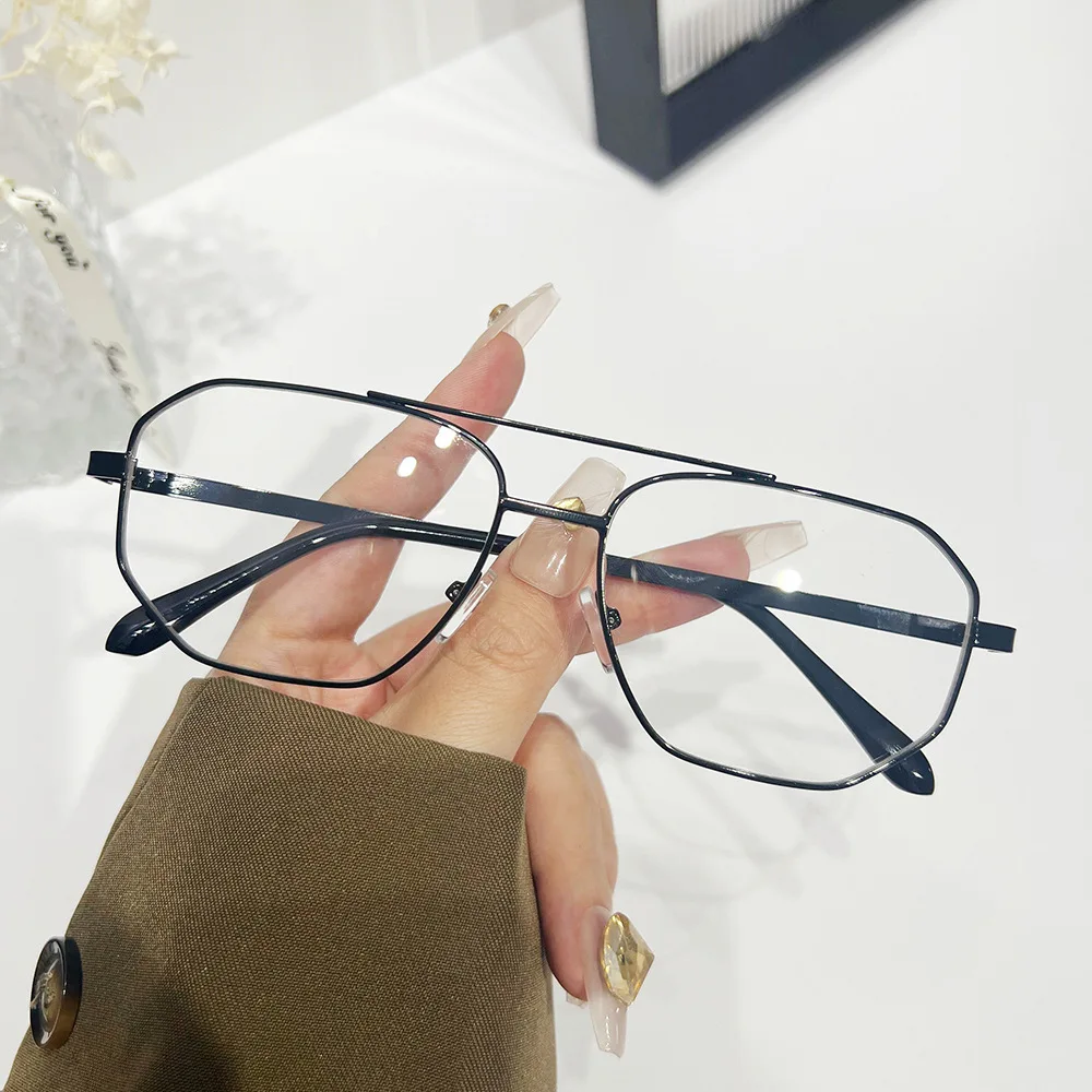 Fashionable Square Double Bridge Pilot Style Glasses Frame European and American Retro Men's and Women's Anti-Blue Light Glasses
Fashionable Square Double Bridge Pilot Style Glasses Frame European and American Retro Men's and Women's Anti-Blue Light Glasses