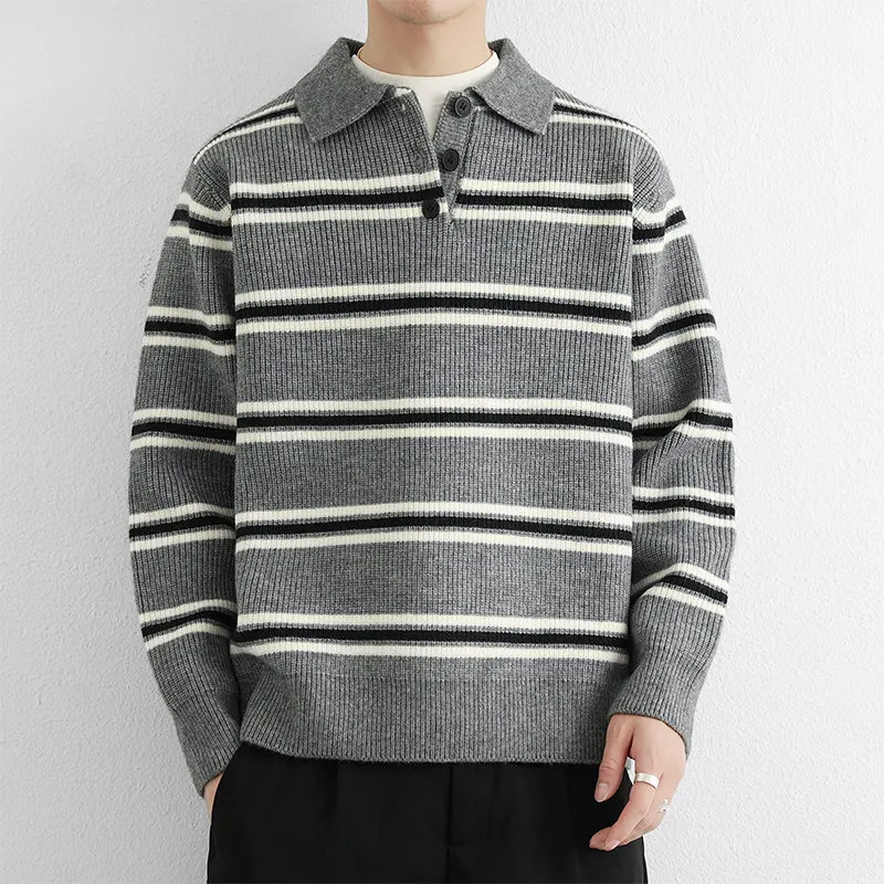 Повседневный мужской свитер с отложным воротником, осенне-зимнее шерстяное пальто в полоску, простое, с длинным рукавом, из полиэстера
Повседневный мужской свитер с отложным воротником, осенне-зимнее шерстяное пальто в полоску, простое, с длинным рукавом, из полиэстера