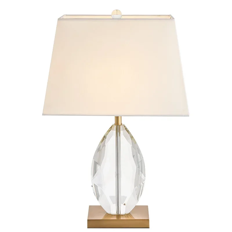 Modern American light luxury crystal, desk lamp creative designer, simple and warm model room, living room study bedroom bedside
Modern American light luxury crystal, desk lamp creative designer, simple and warm model room, living room study bedroom bedside