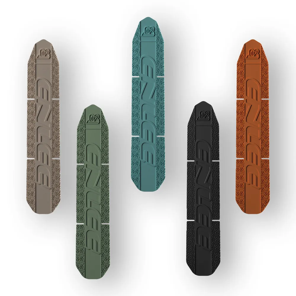 ENLEE Silicone Bike Frame Protector Bicycle Frame bottom Pad Scratch-Resistant MTB Road Frame Cover Accessories
ENLEE Silicone Bike Frame Protector Bicycle Frame bottom Pad Scratch-Resistant MTB Road Frame Cover Accessories