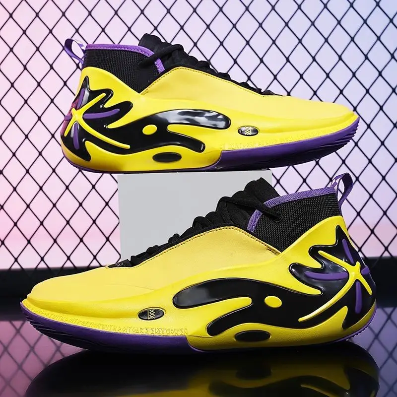 Anti-slip cushioning basketball shoes low-top friction sound students training game breathable real sports shoes 
Anti-slip cushioning basketball shoes low-top friction sound students training game breathable real sports shoes