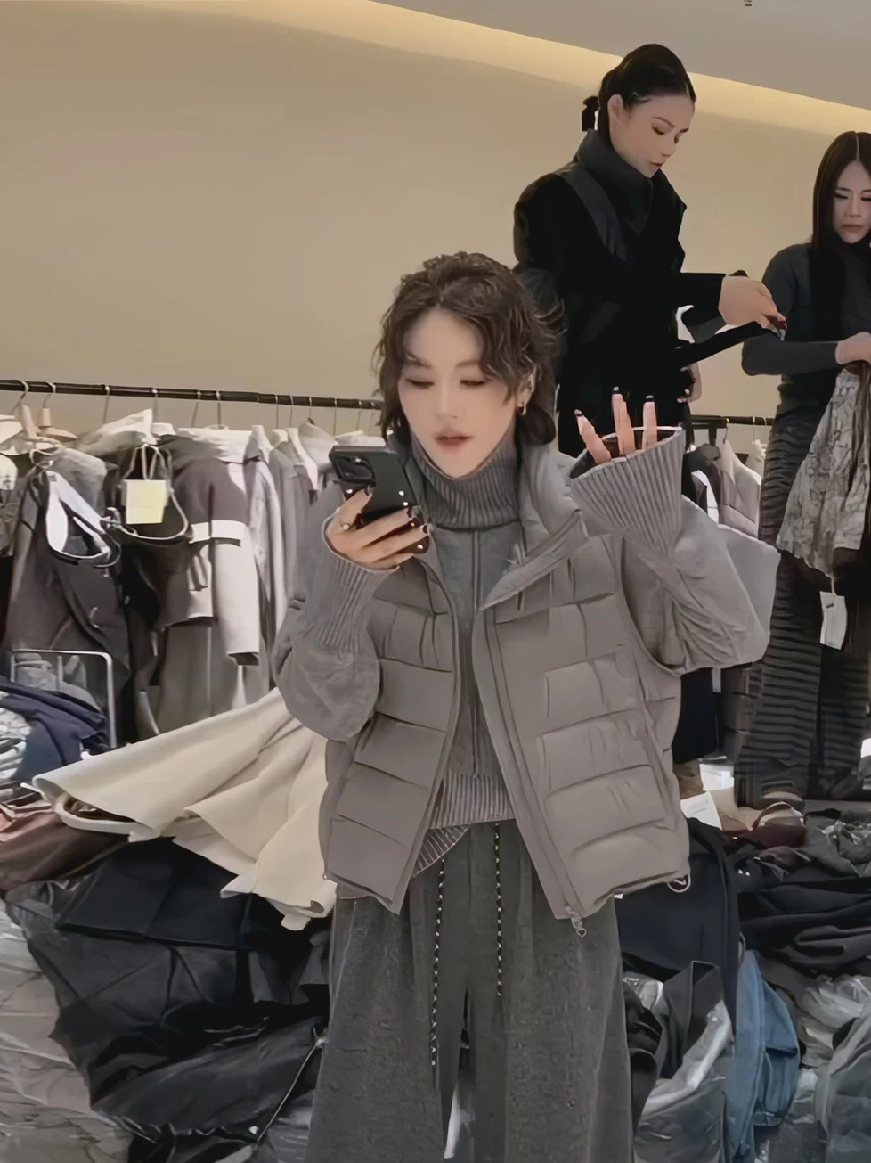 ay Korean Sle Women's down Vest 2025 Autumn Winter New White Du down Jaet ort Sve Zipper Closure Warm Commute Sle
ay Korean Sle Women's down Vest 2025 Autumn Winter New White Du down Jaet ort Sve Zipper Closure Warm Commute Sle