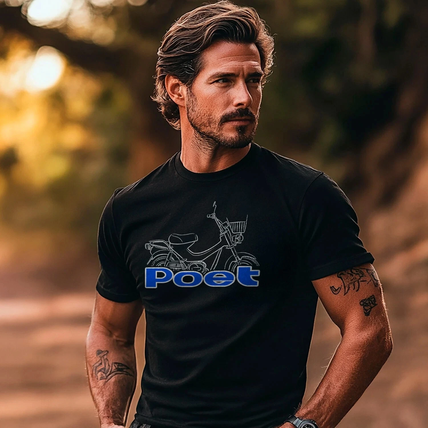 2025 New Classic Crew Neck Short Sleeve High Street Men's and Women's LE50 Poet Fans Motorcycle Riders T-Shirt 
2025 New Classic Crew Neck Short Sleeve High Street Men's and Women's LE50 Poet Fans Motorcycle Riders T-Shirt