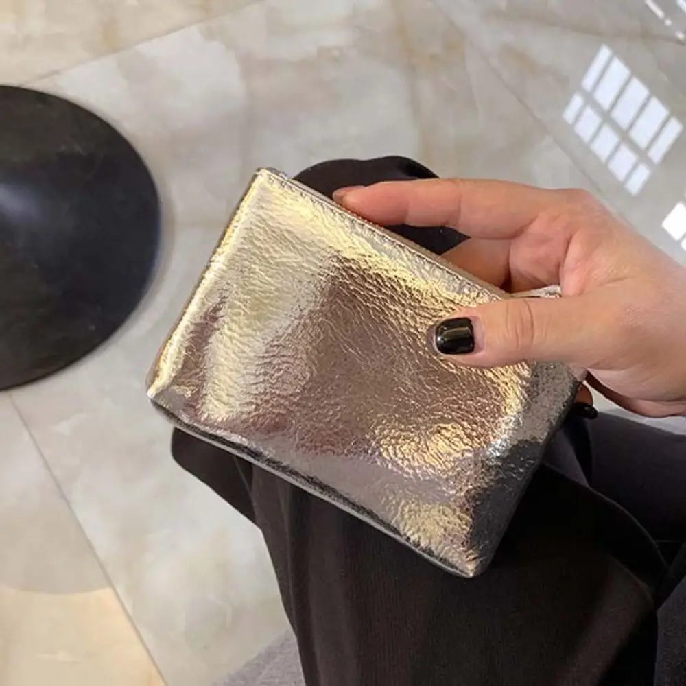 Portable Genuine Leather Silver Wallet Solid Color Mini Zipper Coin Purse Earphone Pouch Korean Style Small Item Bag Travel
Portable Genuine Leather Silver Wallet Solid Color Mini Zipper Coin Purse Earphone Pouch Korean Style Small Item Bag Travel