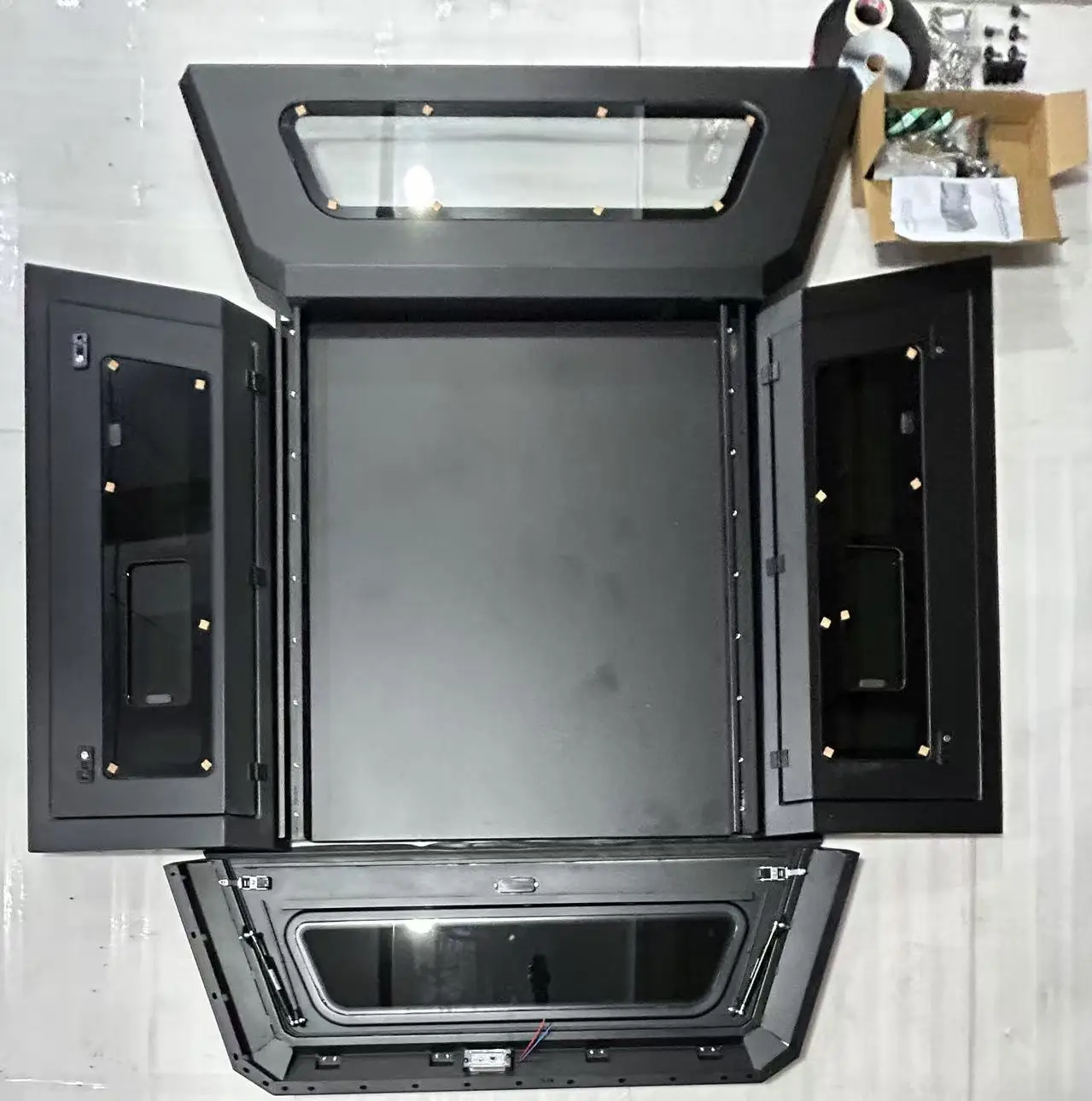 Pickup Truck Bed Topper Caps VW Amarok Waterproof Custom-fit Pickup Hard Top Canopy Camper Hardtop For TOYOTA Hilux Revo
Pickup Truck Bed Topper Caps VW Amarok Waterproof Custom-fit Pickup Hard Top Canopy Camper Hardtop For TOYOTA Hilux Revo