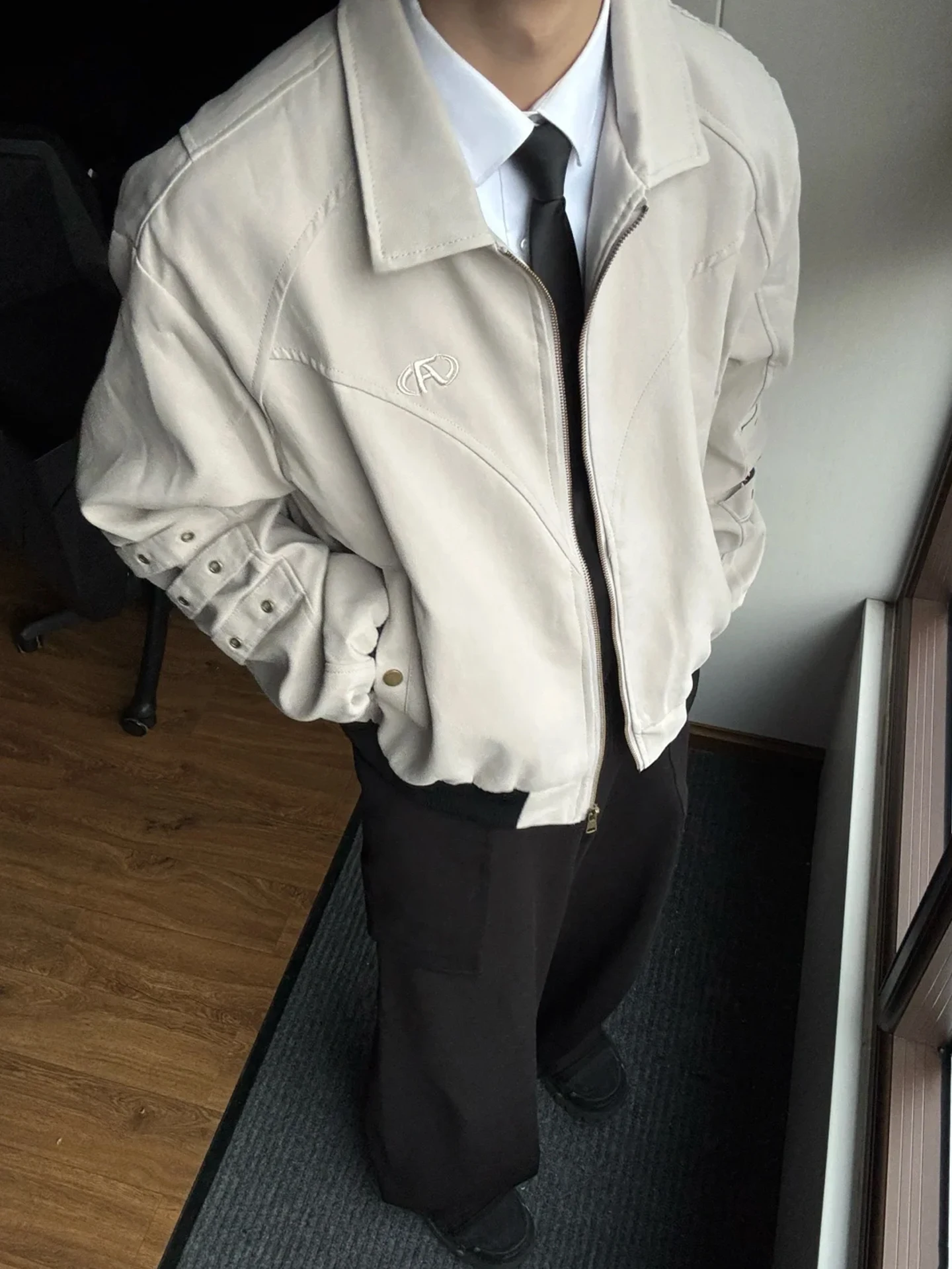 Heavyweight Men's Spring Autumn Casual Loose Fit Mountain Eagle Jaet Embroidered Deconstructed Design Versatile Outerwear
Heavyweight Men's Spring Autumn Casual Loose Fit Mountain Eagle Jaet Embroidered Deconstructed Design Versatile Outerwear