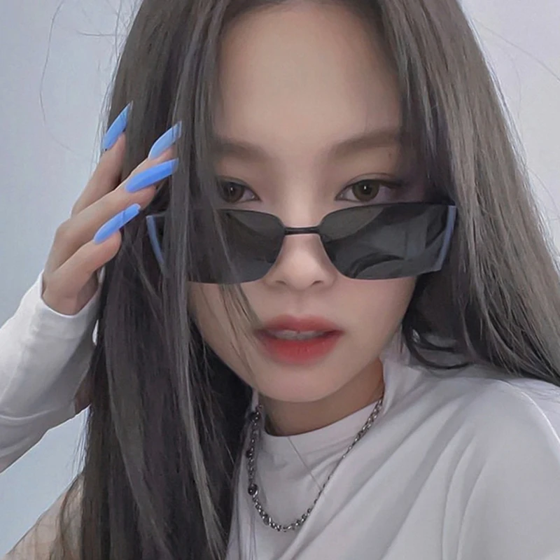 2022 Vintage metal frame square Sunglasses Women men Brand Shelter Sun Glasses unisex Lens Ladies Eyeglasses male female
2022 Vintage metal frame square Sunglasses Women men Brand Shelter Sun Glasses unisex Lens Ladies Eyeglasses male female