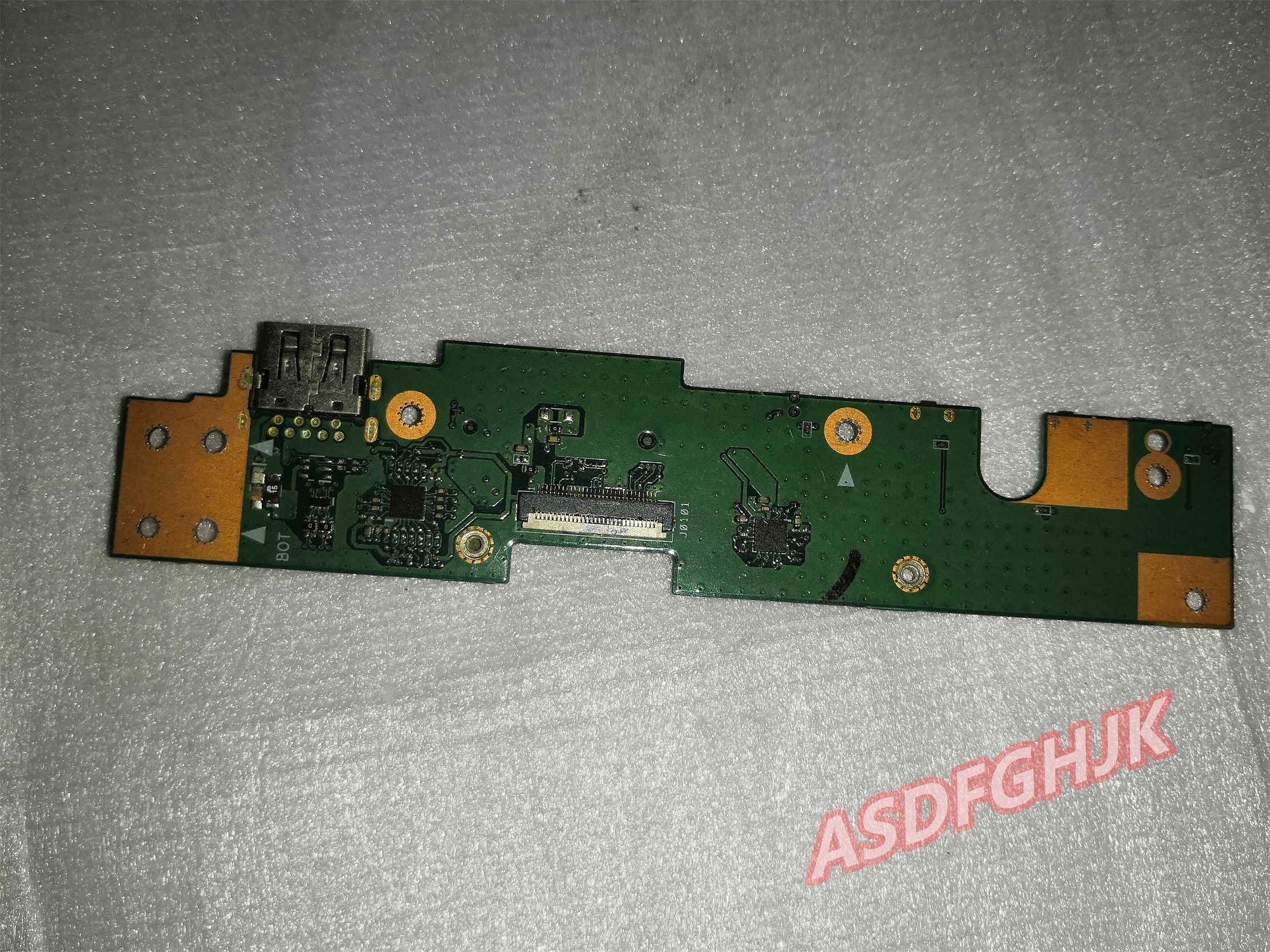 Подлинная плата Q502LA IO RTS5170 REV2.0 60NB0580-IO2010 для ASUS Q502 Q502L Q502LA Q502LAB, кнопка питания, плата USB-карты
Подлинная плата Q502LA IO RTS5170 REV2.0 60NB0580-IO2010 для ASUS Q502 Q502L Q502LA Q502LAB, кнопка питания, плата USB-карты