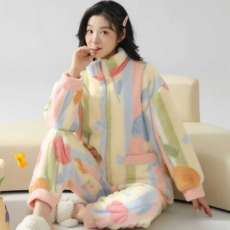 Coral Velvet Zipper Home Wear Can Be Worn Outside Sleepwear Pajama Women's Plush Autumn and Winter Velvet Warm Sweet Thick Set
Coral Velvet Zipper Home Wear Can Be Worn Outside Sleepwear Pajama Women's Plush Autumn and Winter Velvet Warm Sweet Thick Set