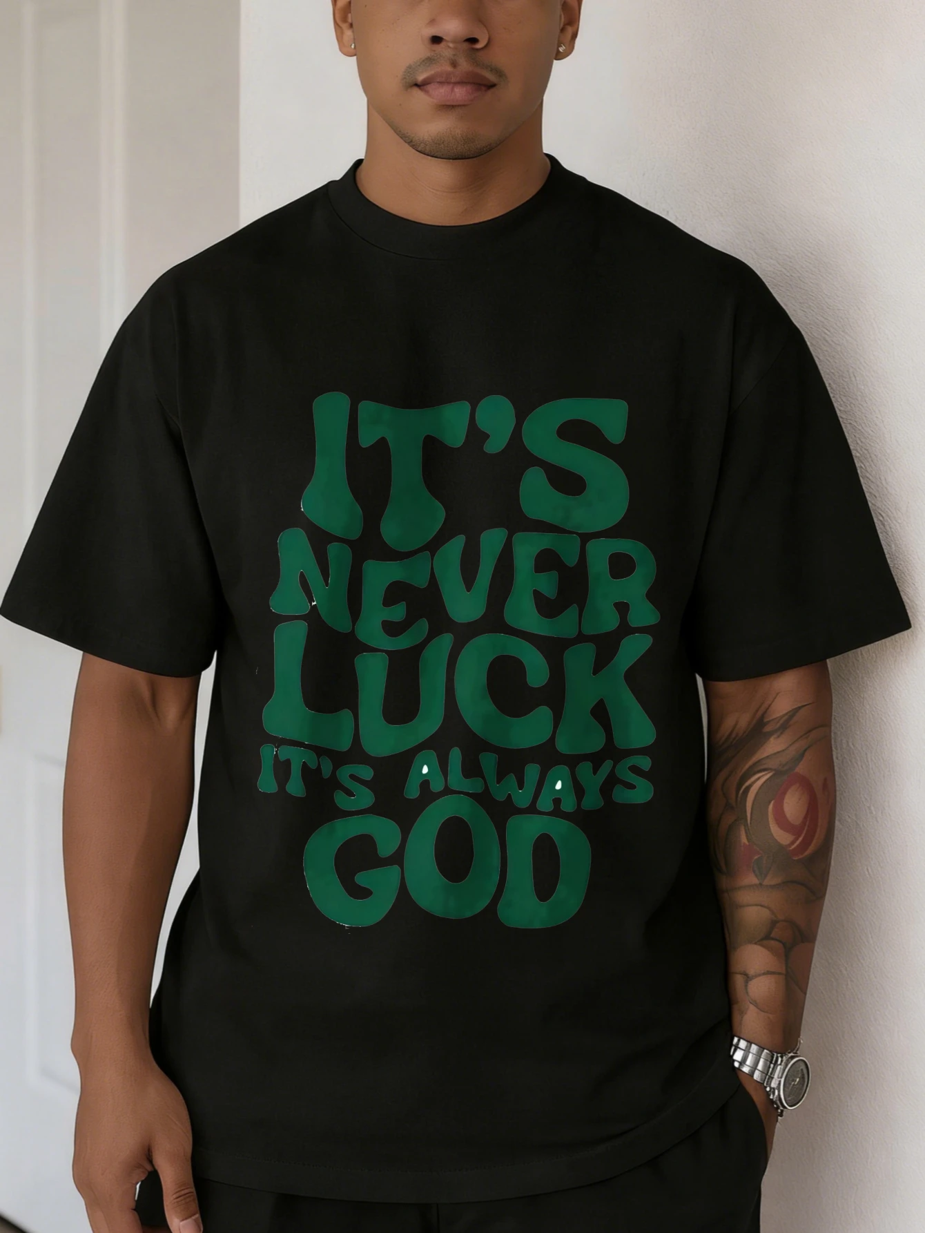 Mens Short Sleeve Cotton 'It's Lucky You' Retro Graphic Printed Crew Neck Summer Streetwear Casual T Shirt for Men
Mens Short Sleeve Cotton 'It's Lucky You' Retro Graphic Printed Crew Neck Summer Streetwear Casual T Shirt for Men