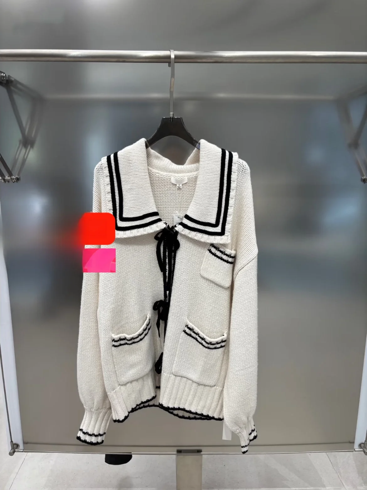 Loose Knitted Sweater with Big Pockets And Navy Collar for Women Casual Style Wool Blend Long Sleeve Open Cardigan
Loose Knitted Sweater with Big Pockets And Navy Collar for Women Casual Style Wool Blend Long Sleeve Open Cardigan