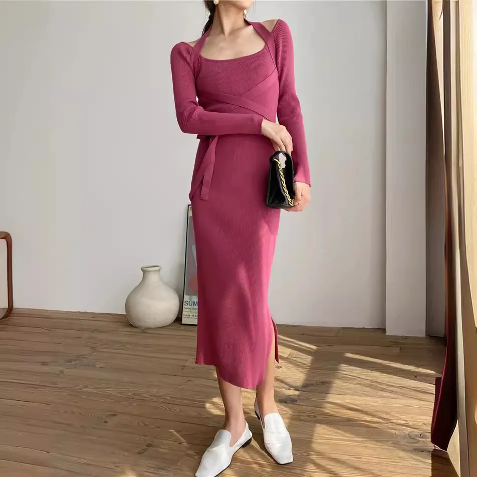 2118 Black Off-Shoulder Elegant Slim Sexy Bodycon Waist-Tie Knitted Long Dress For Women
2118 Black Off-Shoulder Elegant Slim Sexy Bodycon Waist-Tie Knitted Long Dress For Women