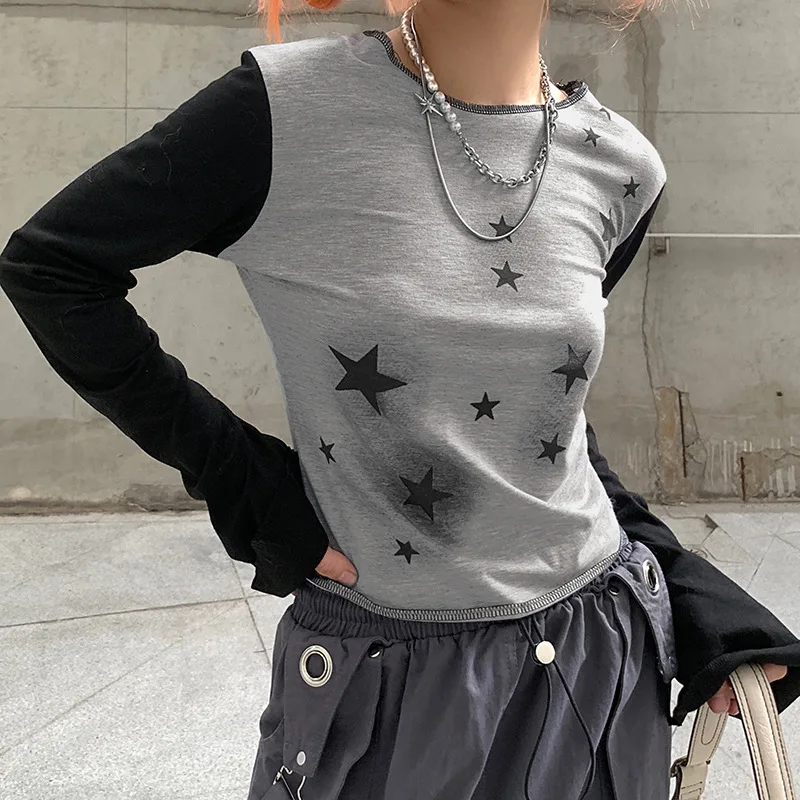 2025 European and American style Instagram retro trend star print contrasting long sleeved slim fit short style spicy girl sweet
2025 European and American style Instagram retro trend star print contrasting long sleeved slim fit short style spicy girl sweet