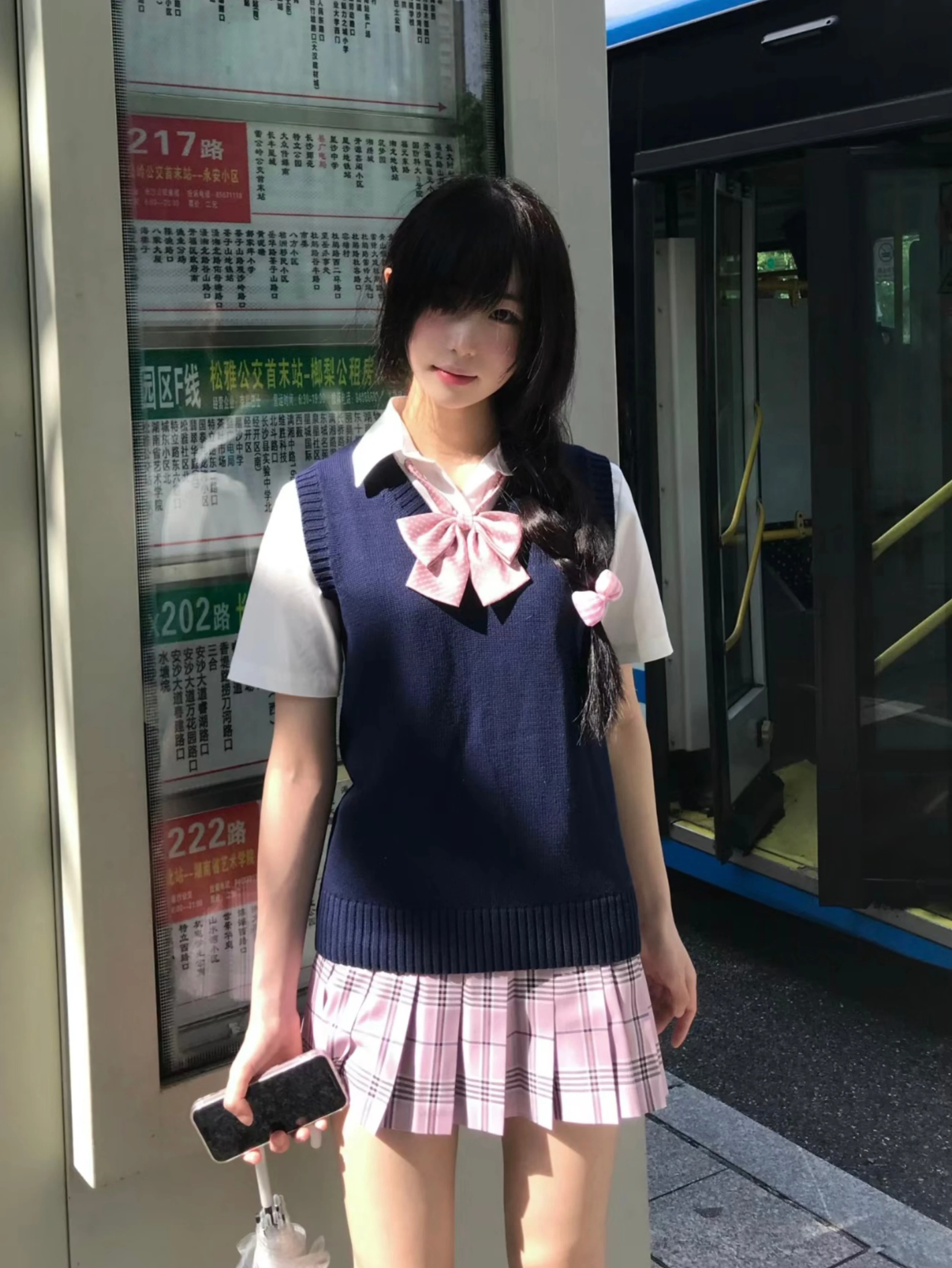 Japanese student cosplay style Vest sweater, solid color basic style, knitted sleeveless V-neck pullover, DA050
Japanese student cosplay style Vest sweater, solid color basic style, knitted sleeveless V-neck pullover, DA050