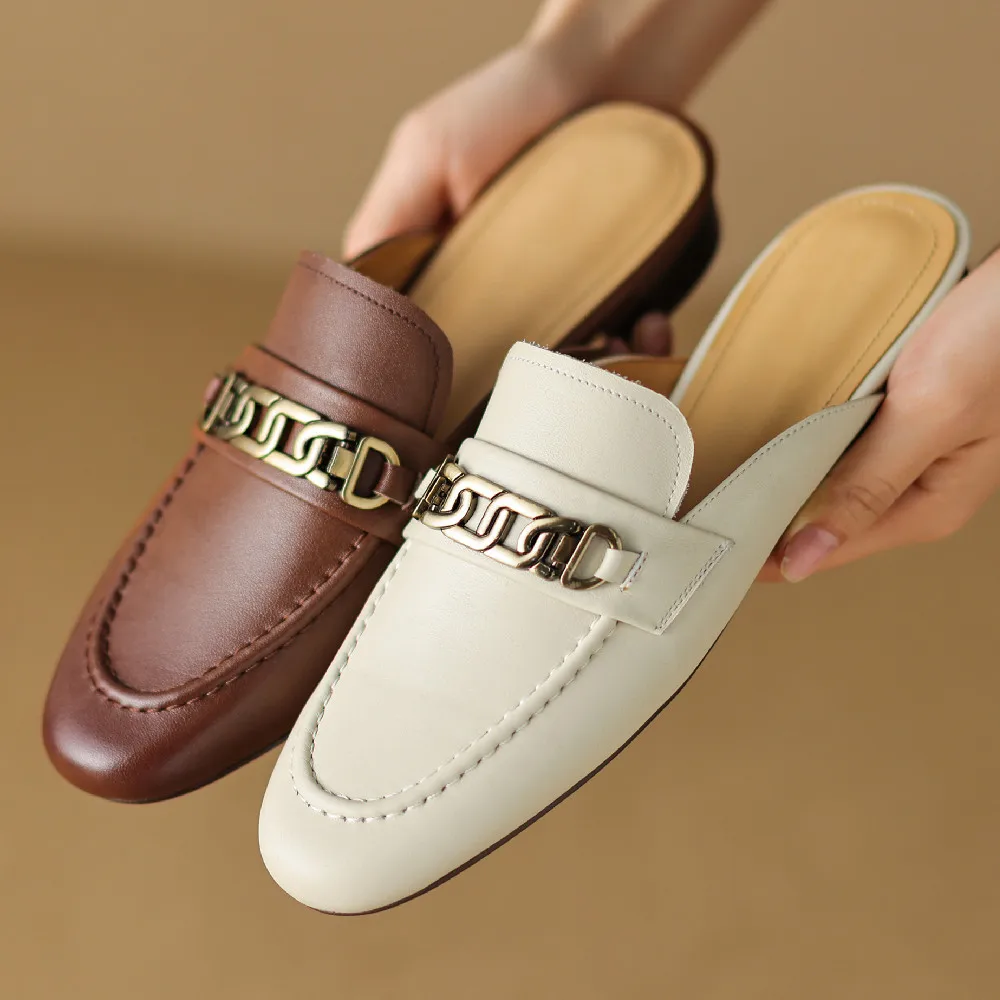 Women's cow leather round toe slip-on flats sandals chain decoration casual female summer slides mules 2023 new casual shoes
Women's cow leather round toe slip-on flats sandals chain decoration casual female summer slides mules 2023 new casual shoes