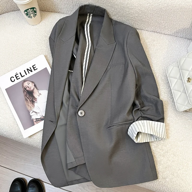 Beige Gray Leisure Office Lady Blazer Women's Summer Thin Striped Sleeve French Casual Loose Commuter Temperament Jacket
Beige Gray Leisure Office Lady Blazer Women's Summer Thin Striped Sleeve French Casual Loose Commuter Temperament Jacket