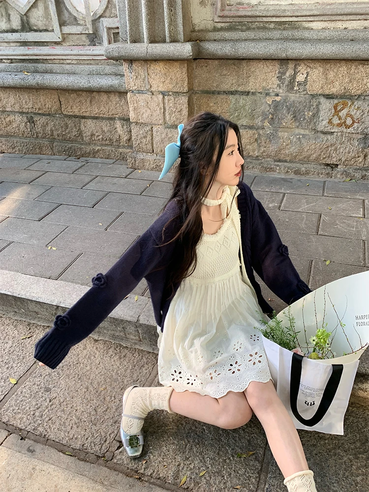 Limited Edition V-Neck Blue Floral Open Cardigan Sweater Women's Design Top Commute Style Long Sleeve Regular Fit Spring 2024
Limited Edition V-Neck Blue Floral Open Cardigan Sweater Women's Design Top Commute Style Long Sleeve Regular Fit Spring 2024