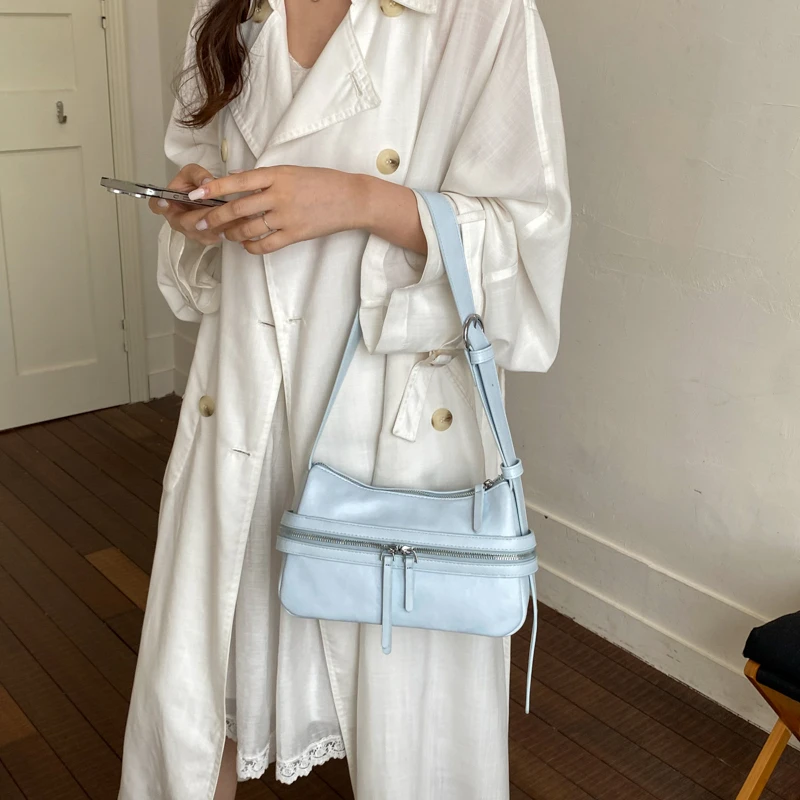 Fashionable Zipper Rectangle Crossbody Bag High Quality Pu Leather Shoulder Bags Daily Solid Color Large Capacity Messenger Bag
Fashionable Zipper Rectangle Crossbody Bag High Quality Pu Leather Shoulder Bags Daily Solid Color Large Capacity Messenger Bag