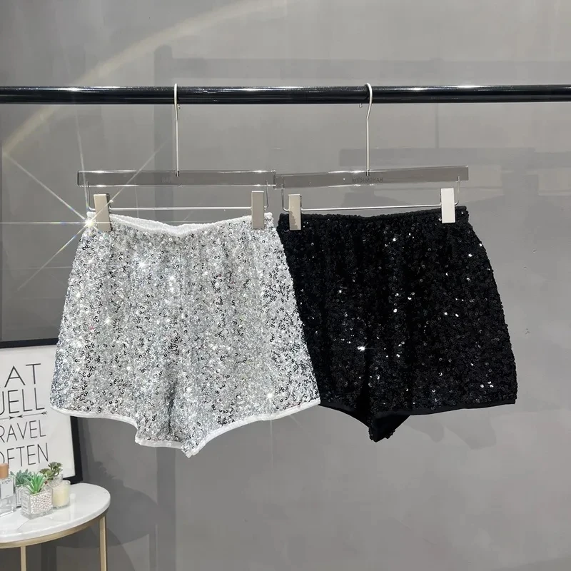Heavy Sequin High Waist Shorts Women's New Beaded Pants 2025 Summer Elastic Loose Wide Leg Hot Pants Women Casual Pants
Heavy Sequin High Waist Shorts Women's New Beaded Pants 2025 Summer Elastic Loose Wide Leg Hot Pants Women Casual Pants