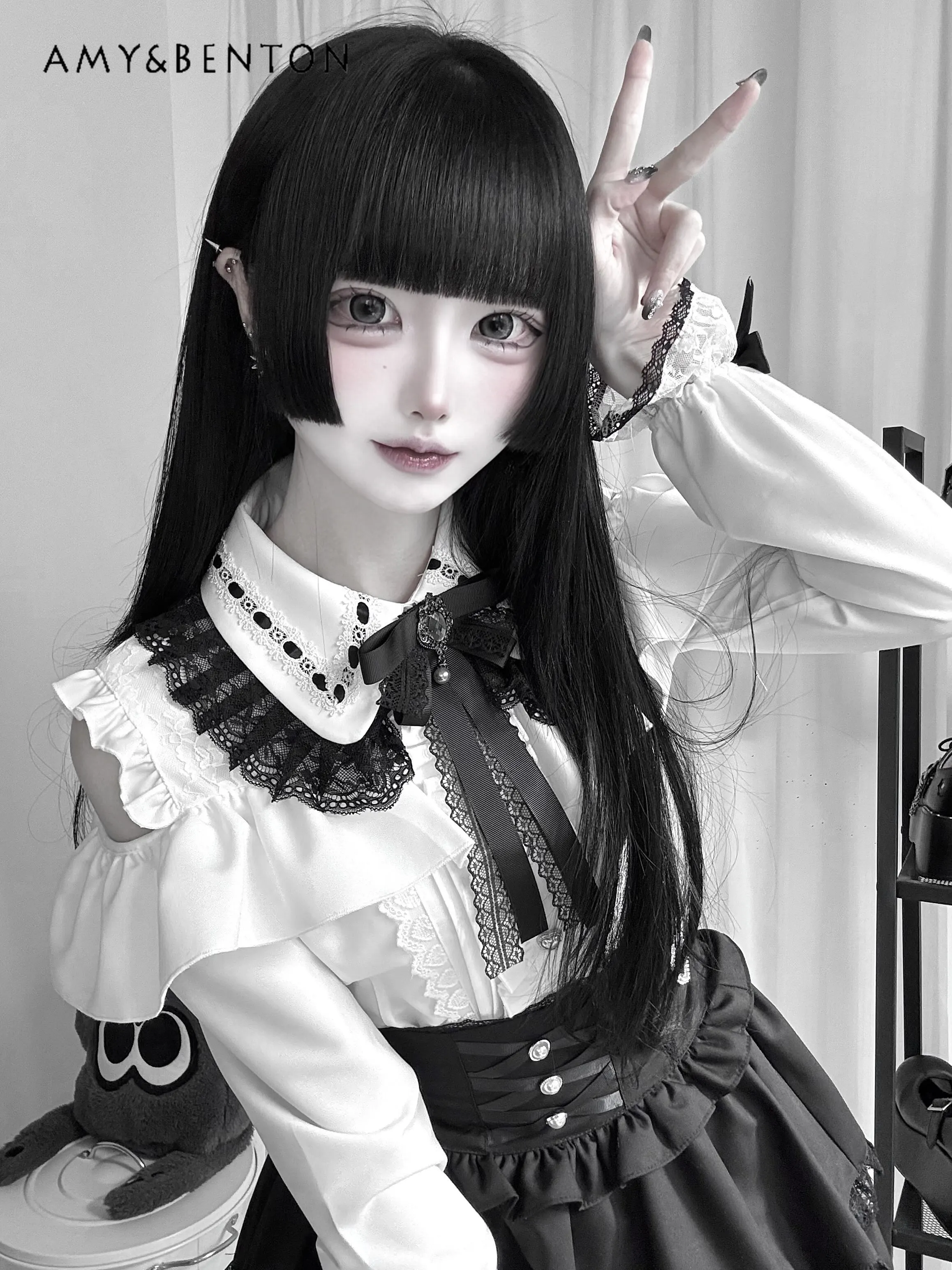 Original Japanese Girly Princess Outfit Sweet Cute Doll Collar Off-shoulder Shirt High-waisted Puffy Skirt Two-piece Set Women
Original Japanese Girly Princess Outfit Sweet Cute Doll Collar Off-shoulder Shirt High-waisted Puffy Skirt Two-piece Set Women