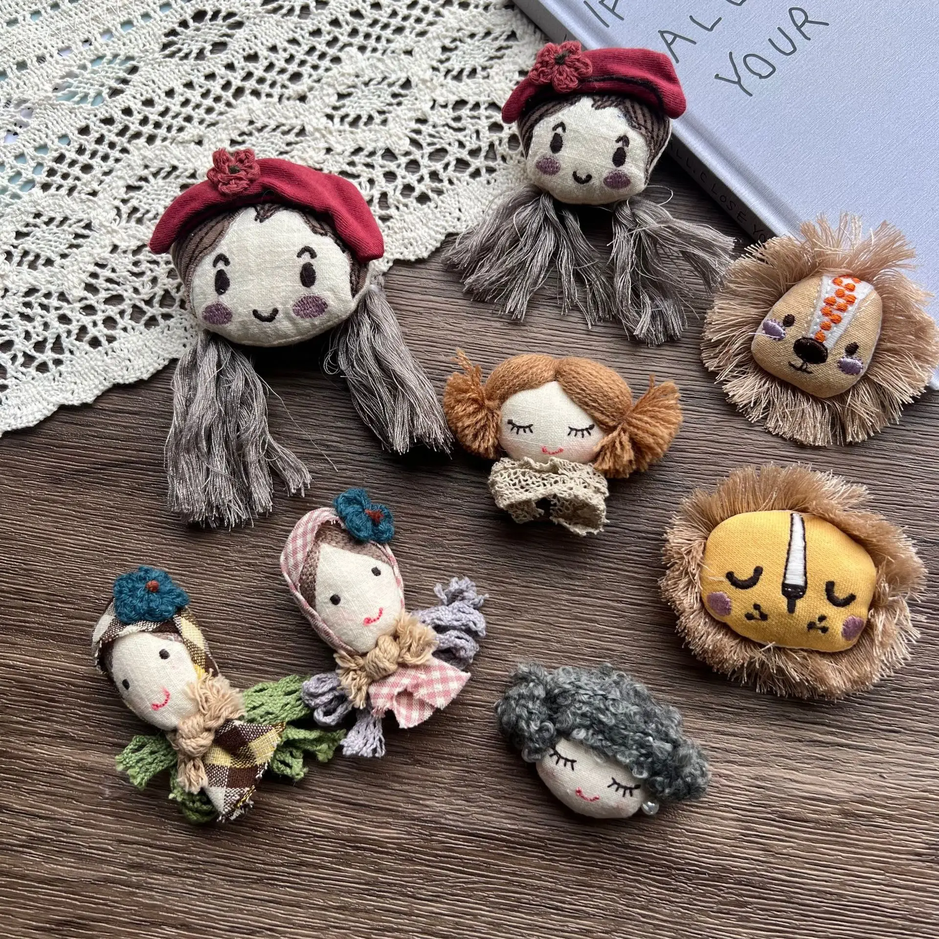 Cotton Fabric Cartoon Girl Lady Lion Plush Brooch Pin for Clothing Headwear Forest Embellishment Premium Cute Handmade
Cotton Fabric Cartoon Girl Lady Lion Plush Brooch Pin for Clothing Headwear Forest Embellishment Premium Cute Handmade