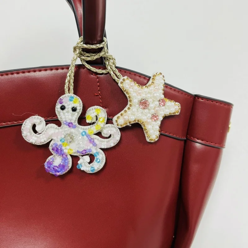 3D Handmade Rhinestone Crab Beaded Octopus Turtle Hanging Rope Patches Crystal Patch Marine Life Beading Applique Bag Lanyard
3D Handmade Rhinestone Crab Beaded Octopus Turtle Hanging Rope Patches Crystal Patch Marine Life Beading Applique Bag Lanyard