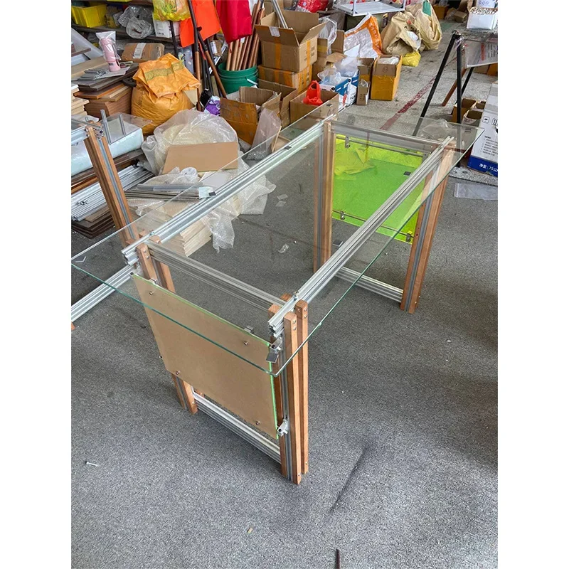 TT Light luxury aluminum profile designer desk Home office Modern glass computer desk Long workbench
TT Light luxury aluminum profile designer desk Home office Modern glass computer desk Long workbench