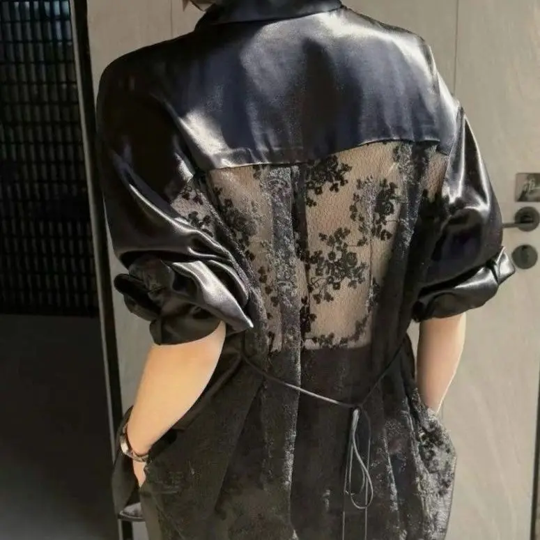 2026 Summer Back Hollow Satin Design Shirt Women's Unique Satin Outer Cardigan Fashion Versatile Clothes
2026 Summer Back Hollow Satin Design Shirt Women's Unique Satin Outer Cardigan Fashion Versatile Clothes