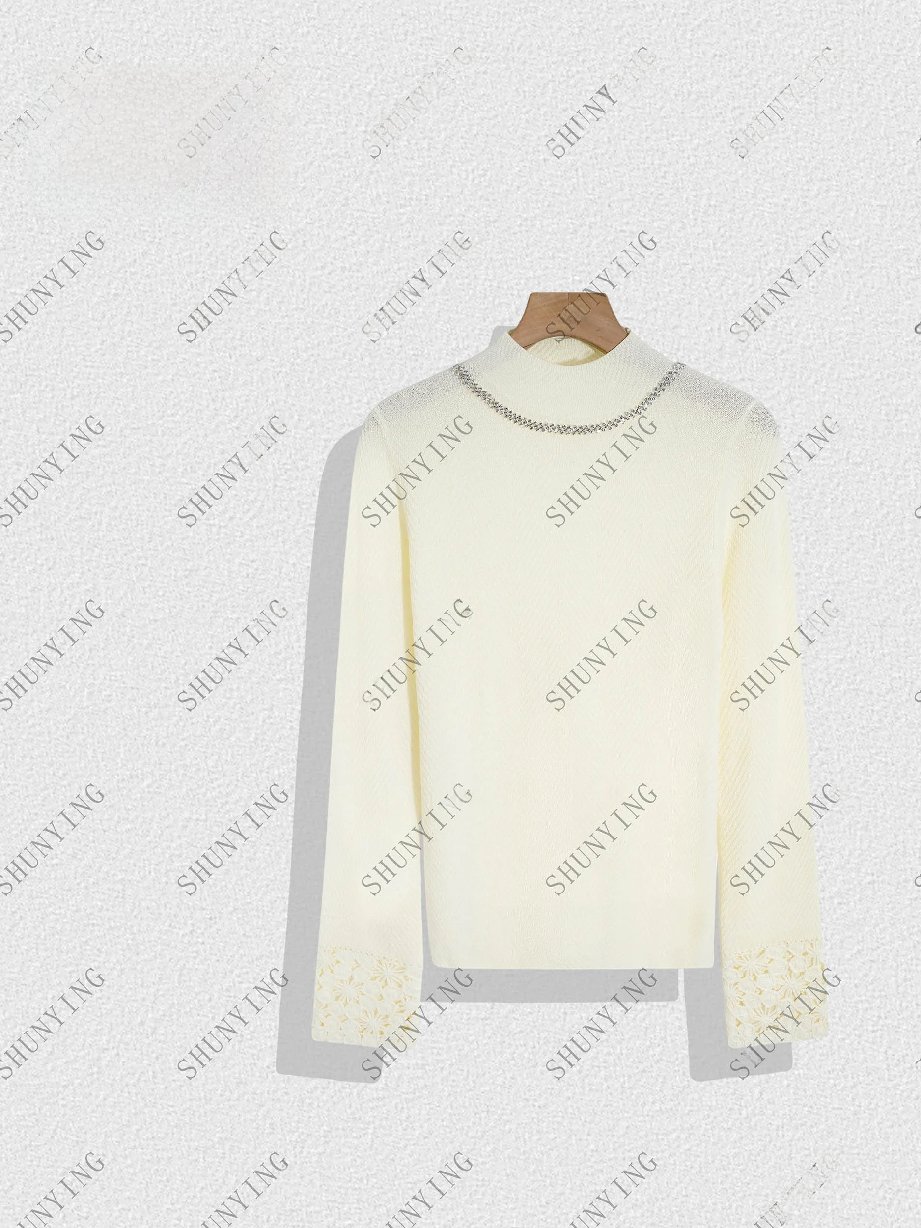 Женская трикотажная кофта с длинным рукавом, вырезами и воротником-стойкой, с богатой отделкой, весна 2026, повседневный стиль, от Qina
Женская трикотажная кофта с длинным рукавом, вырезами и воротником-стойкой, с богатой отделкой, весна 2026, повседневный стиль, от Qina