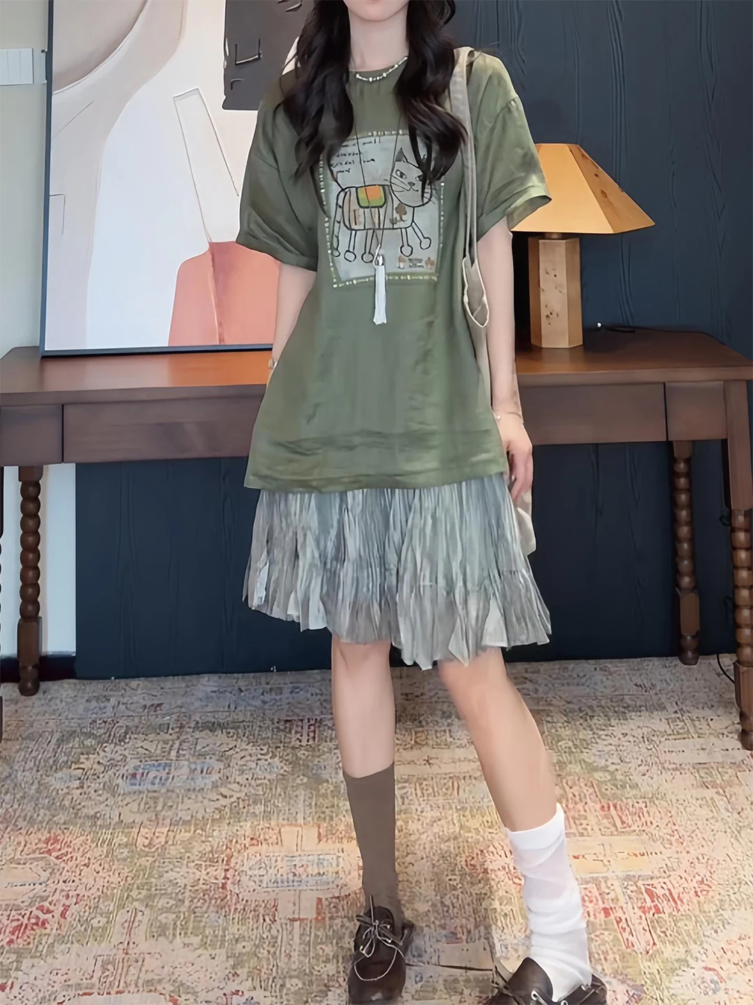 Retro Lazy Style Women's Summer Short Sleeve T-Shirt And Skirt Set Beautiful Pleated Top Cartoon Print Casual Fashion Outfit
Retro Lazy Style Women's Summer Short Sleeve T-Shirt And Skirt Set Beautiful Pleated Top Cartoon Print Casual Fashion Outfit