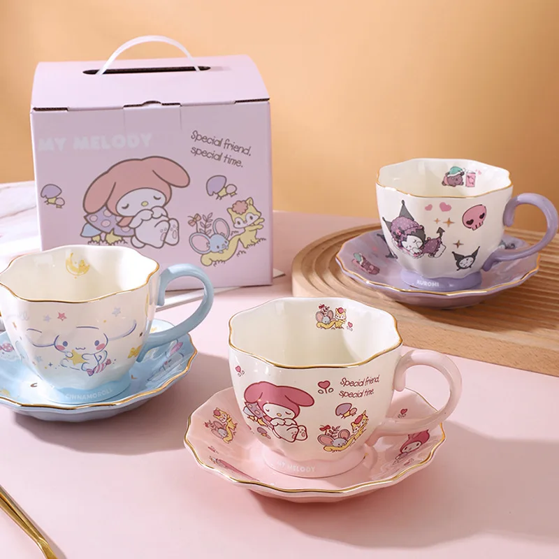 Sanrio Hello Kitty Ceramic Coffee Cup Cute Cartoon Kuromi Breakfast Milk Juice Ceramic Mug Disc Set Home Office Tea Cup
Sanrio Hello Kitty Ceramic Coffee Cup Cute Cartoon Kuromi Breakfast Milk Juice Ceramic Mug Disc Set Home Office Tea Cup