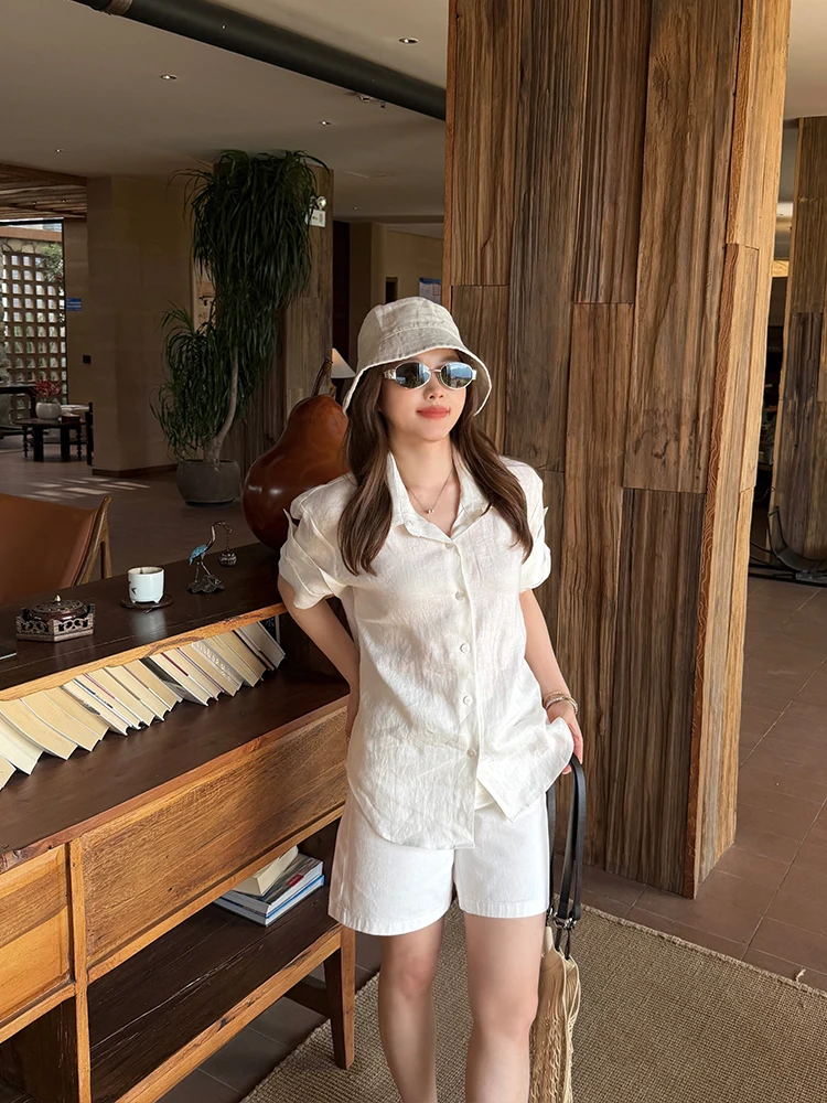 Handcrafted White Linen Short Sleeve Shirt Women's Loose Fit Cleanfit Style Special Processed Cuffed Sleeve Breathable Comfor...
Handcrafted White Linen Short Sleeve Shirt Women's Loose Fit Cleanfit Style Special Processed Cuffed Sleeve Breathable Comfor...