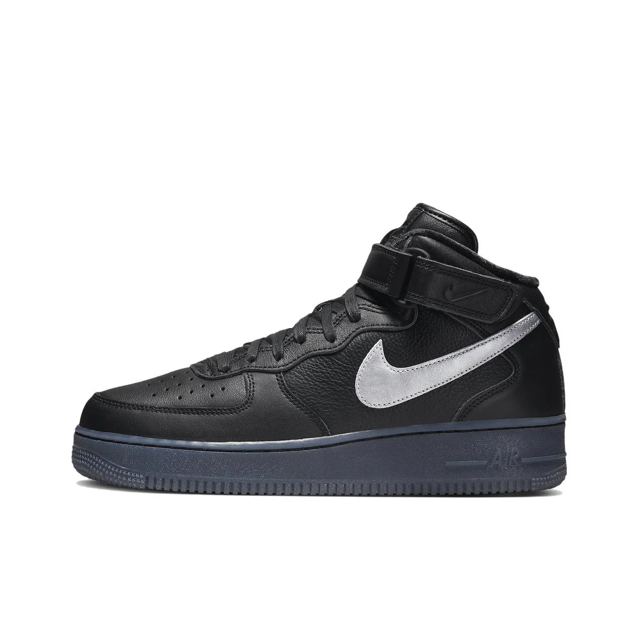 Nike Air Force 1 Mid Premium «Черный металлик Серебристый» DX3061-001
Nike Air Force 1 Mid Premium «Черный металлик Серебристый» DX3061-001