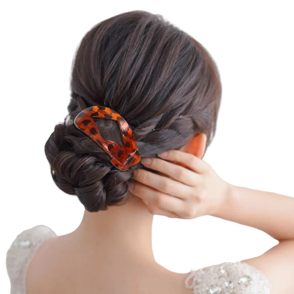 Hair Claw Clip for Women & Girls Duckbills Flat Hairs Clips Flat Circular Claw Clamps for Thin Thick Hair Styling Accessories
Hair Claw Clip for Women & Girls Duckbills Flat Hairs Clips Flat Circular Claw Clamps for Thin Thick Hair Styling Accessories