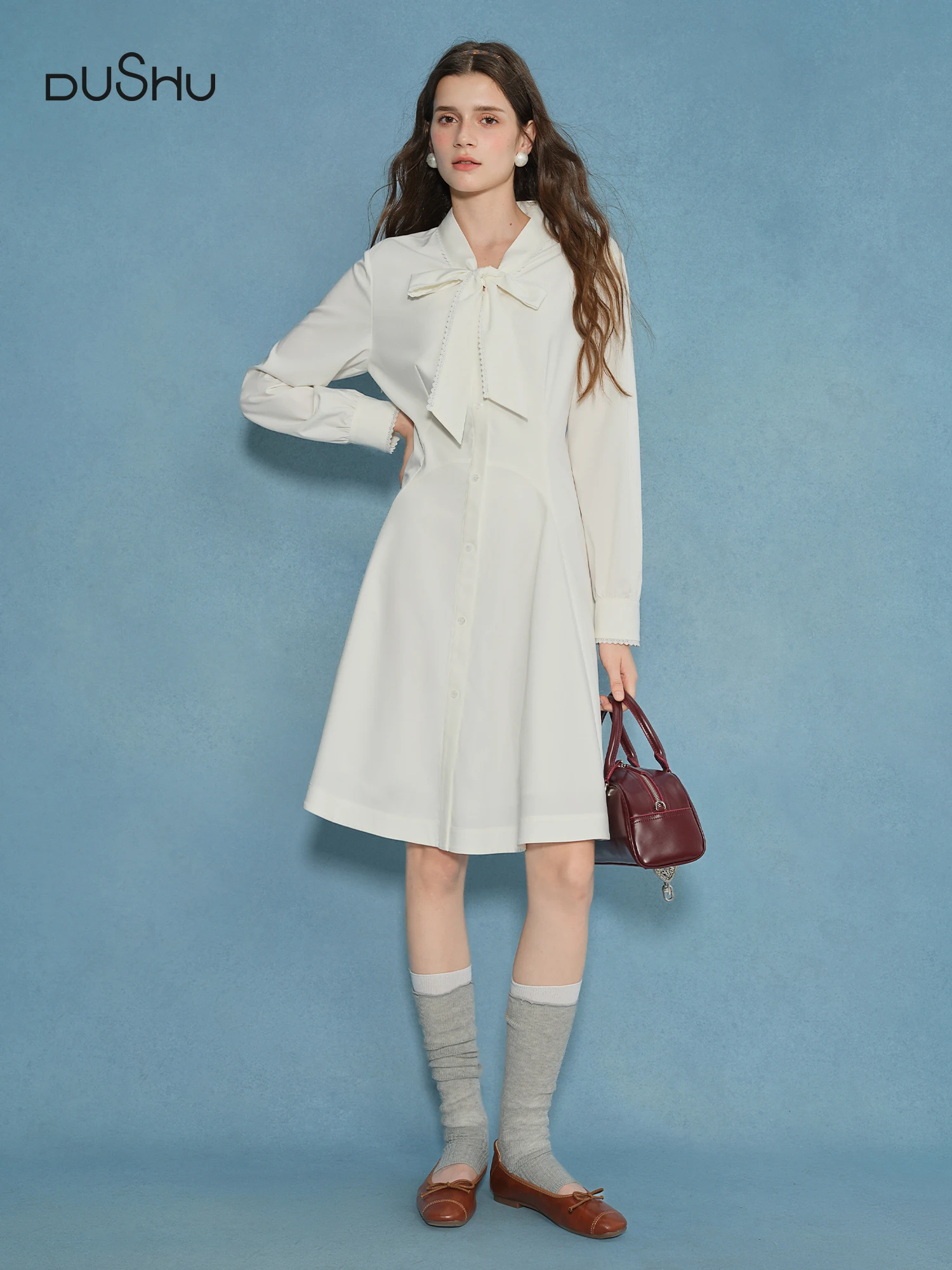 DUSHU Plus Size Women's Bow Affection Lace Draped Collar Blouse Dress 2025 Autumn Collection White Cocktail Dress 25DS83239
DUSHU Plus Size Women's Bow Affection Lace Draped Collar Blouse Dress 2025 Autumn Collection White Cocktail Dress 25DS83239