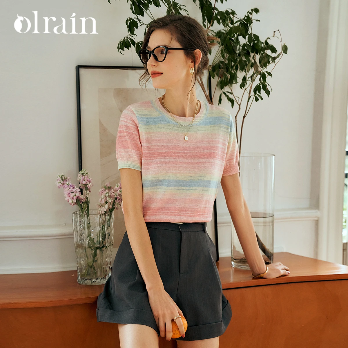 OLrain Women Pullovers 2025 Summer Ashion Rainbow Knitted Sweaters Loose Vacation Style Round Neck Short-sleeved Tops O24XZ86369
OLrain Women Pullovers 2025 Summer Ashion Rainbow Knitted Sweaters Loose Vacation Style Round Neck Short-sleeved Tops O24XZ86369
