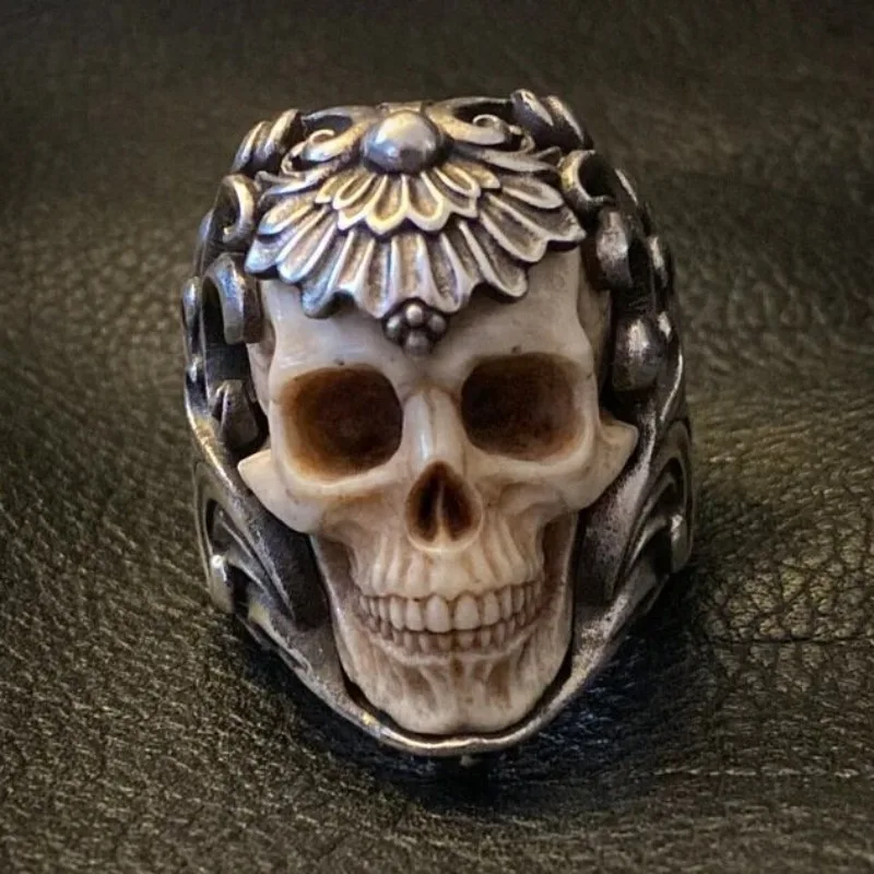 Adjustable Opening Skull Ring for Men Hollow Vintage Punk Goth Hip Hop Jewelry Party Gift for Boyfriend
Adjustable Opening Skull Ring for Men Hollow Vintage Punk Goth Hip Hop Jewelry Party Gift for Boyfriend