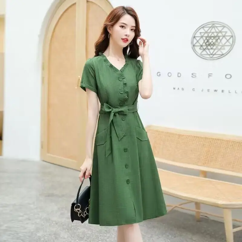 Short Sleeved Ruffled Edge Retro Solid V-neck New Women's Casual Loose Spring and Autumn A-line Dress Elegant Clothing 2024 L114
Short Sleeved Ruffled Edge Retro Solid V-neck New Women's Casual Loose Spring and Autumn A-line Dress Elegant Clothing 2024 L114