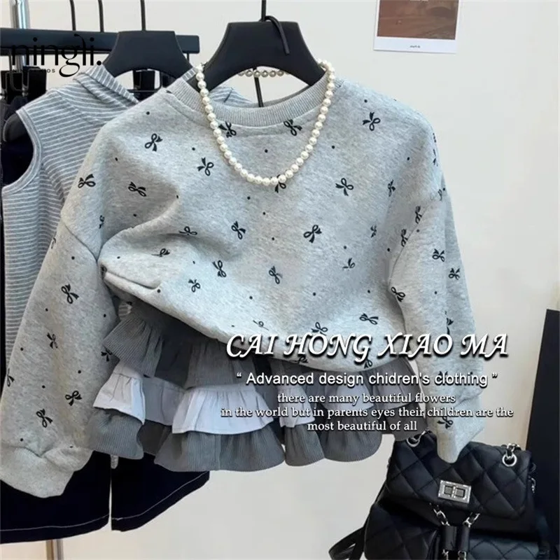 Girls' Spring Fashion Outfit Set2025New Little Girl Bowknot Sweatshirt Color Block Cake Skirt
Girls' Spring Fashion Outfit Set2025New Little Girl Bowknot Sweatshirt Color Block Cake Skirt