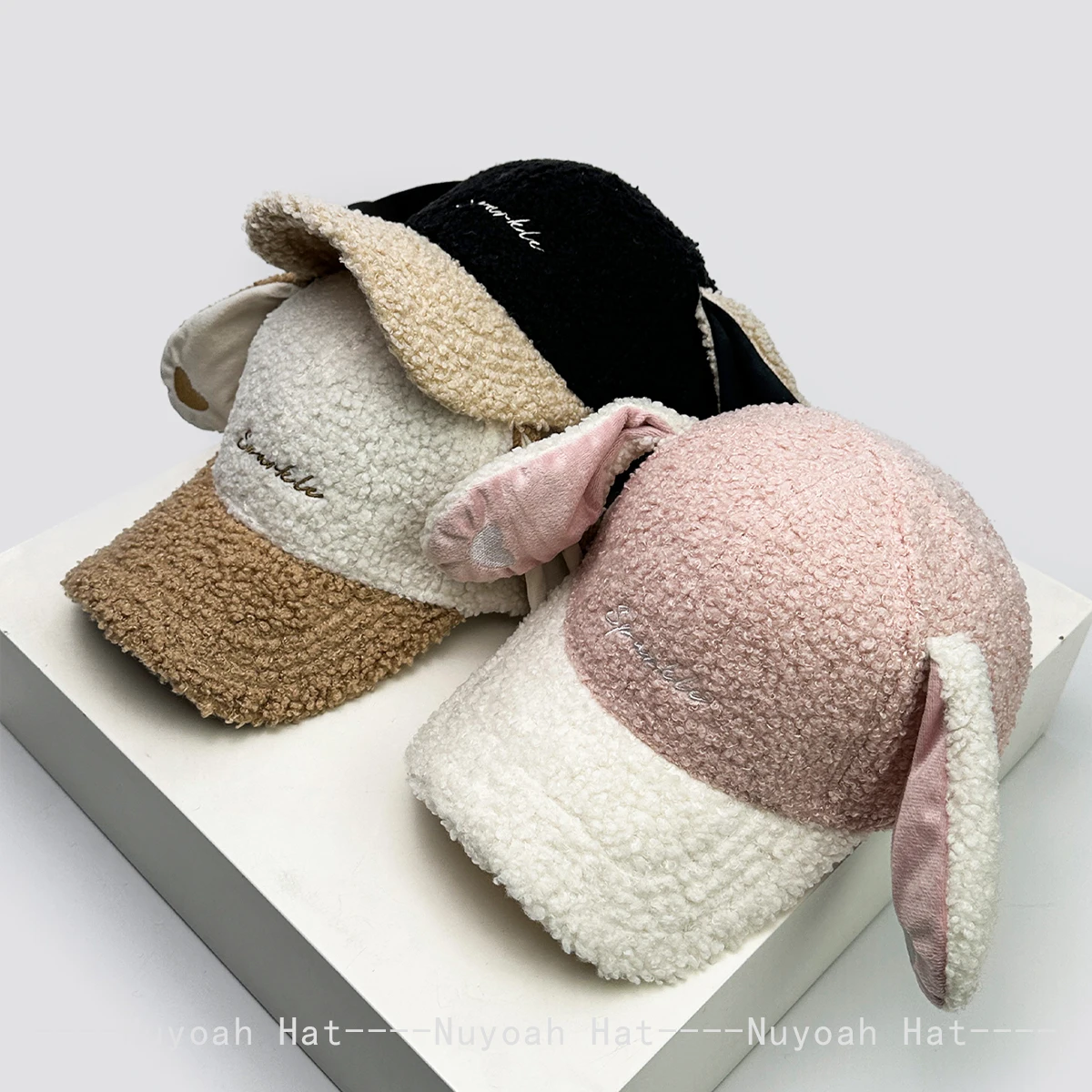 New Women Love Rabbit Ears Letter Embroidery Plaid Baseball Hats Sunshade Color Block Warm Peaked Caps Versatile Fashion Cute
New Women Love Rabbit Ears Letter Embroidery Plaid Baseball Hats Sunshade Color Block Warm Peaked Caps Versatile Fashion Cute