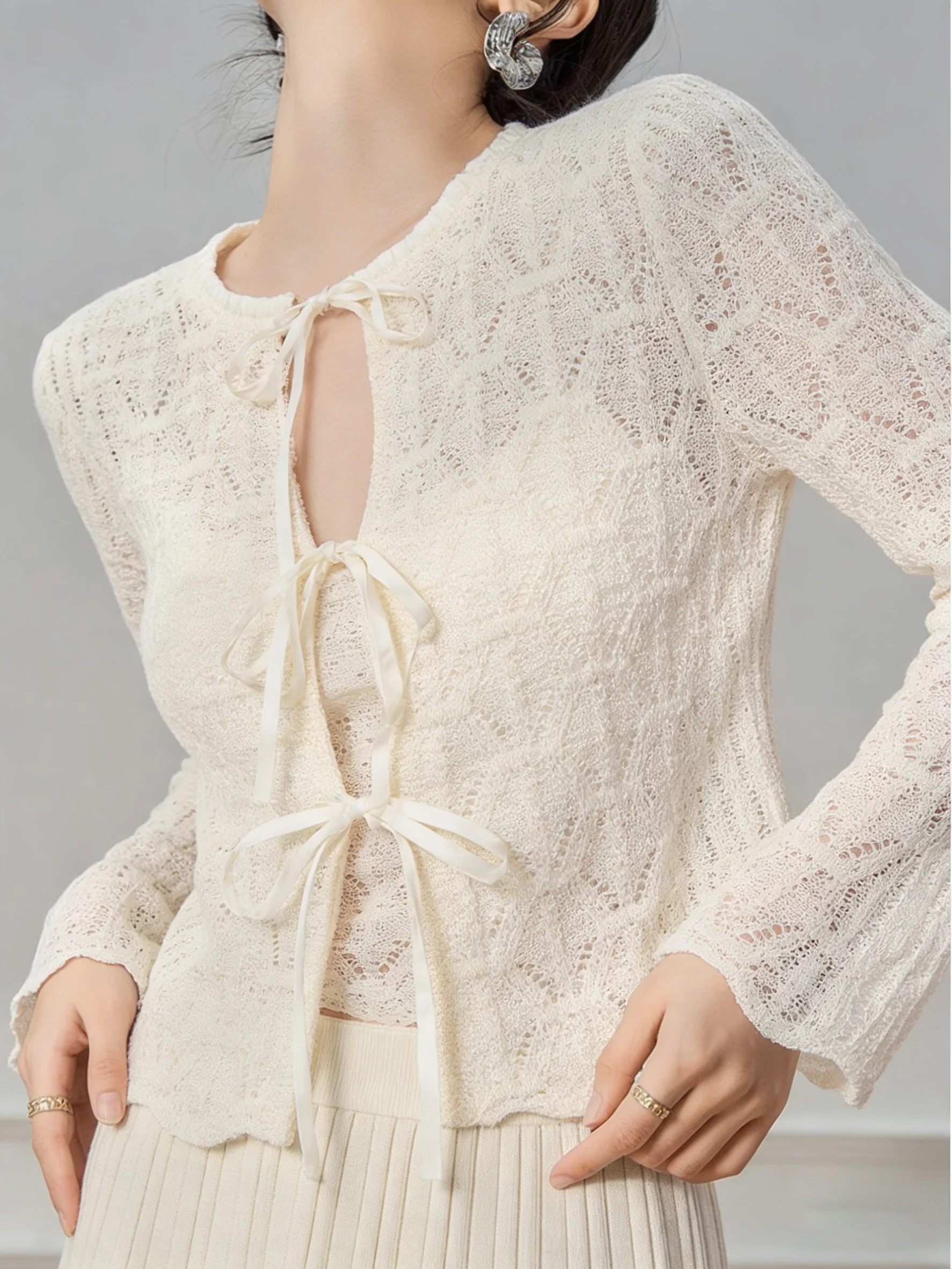 White Knitted Hollow out Texture Open Cardigan Cover up Thin Top Women's Spring New Style Commute Elegant Simple Casual Long ...
White Knitted Hollow out Texture Open Cardigan Cover up Thin Top Women's Spring New Style Commute Elegant Simple Casual Long ...