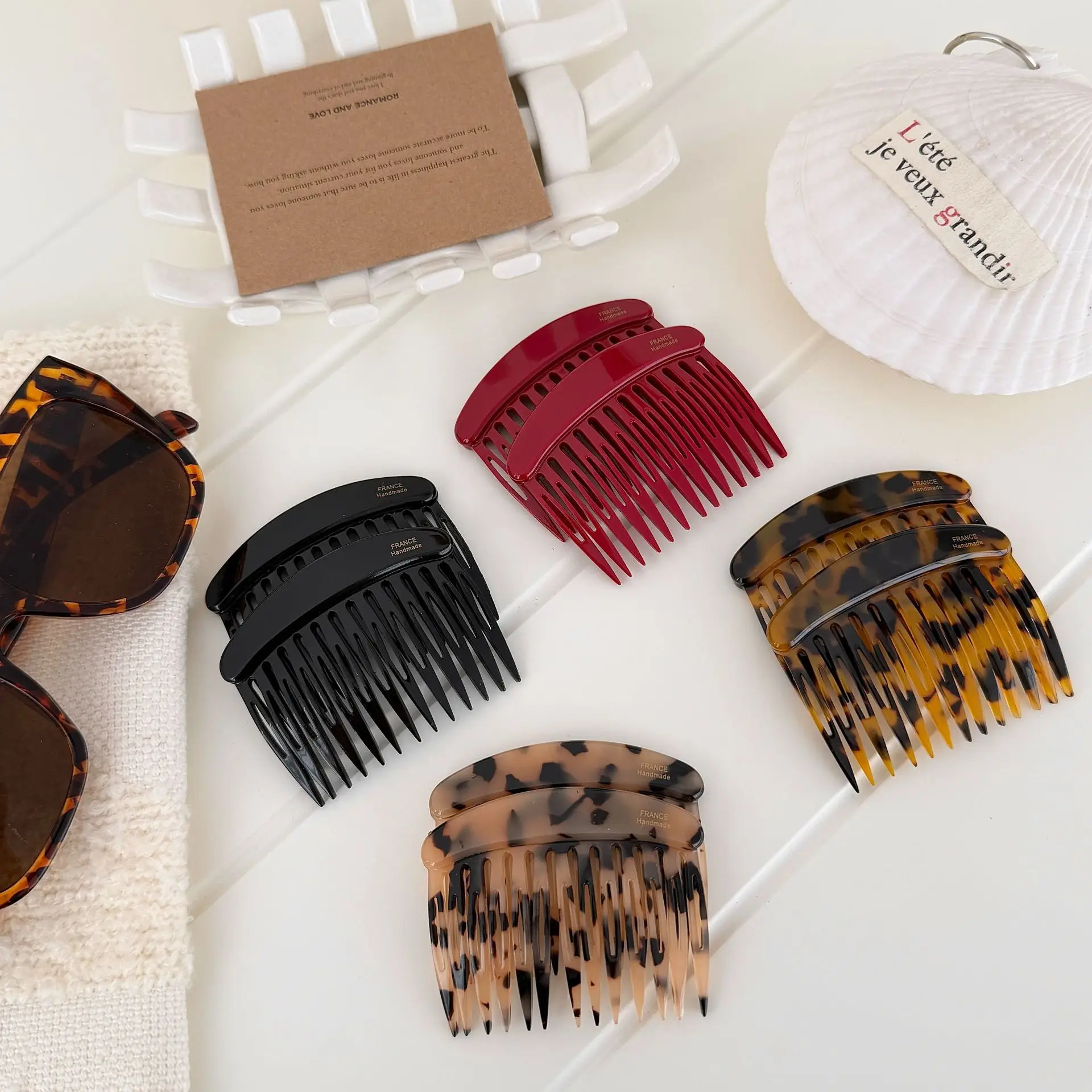 Acetate Hair Comb Large Teeth Vintage French Anti Static Wide Tooth Styling Tool for Women Daily Use Premium Quality
Acetate Hair Comb Large Teeth Vintage French Anti Static Wide Tooth Styling Tool for Women Daily Use Premium Quality