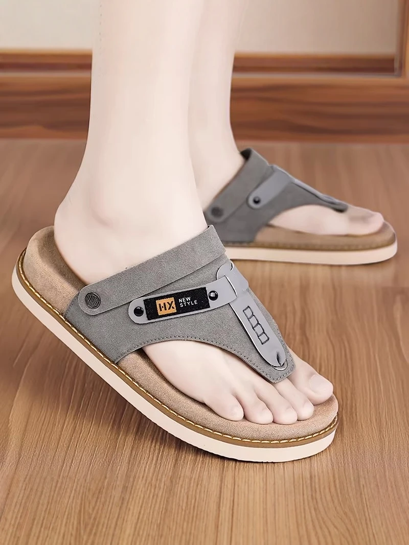 Men's Sandals 2026 New Style Outdoor Wear Soft Bottom Driving Anti-Slip Slip-On Casual Beach Thong Slippers Sporty Flip Flops
Men's Sandals 2026 New Style Outdoor Wear Soft Bottom Driving Anti-Slip Slip-On Casual Beach Thong Slippers Sporty Flip Flops