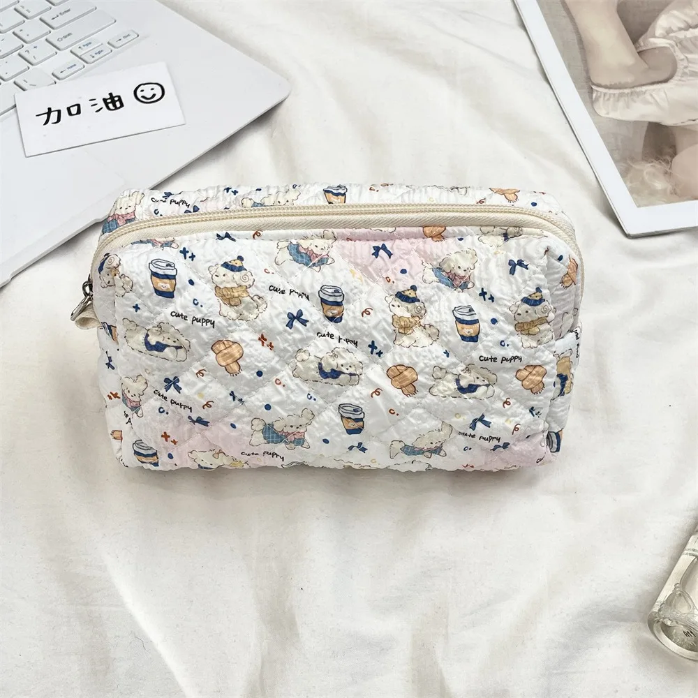 Portable Bubble Cloth Coin Purse Cartoon Animal Pattern Korean Style Zipper Stationery Bag Large Capacity Lightweight
Portable Bubble Cloth Coin Purse Cartoon Animal Pattern Korean Style Zipper Stationery Bag Large Capacity Lightweight