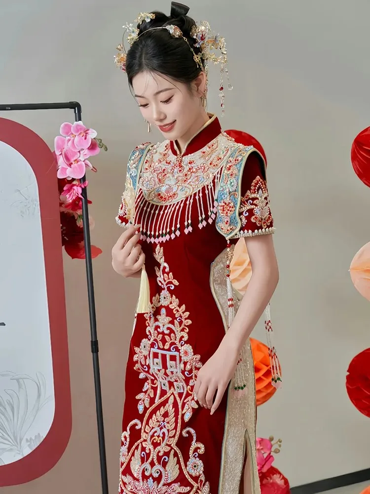 New red cheongsam Chinese-style toasting dress bridal style wedding and engagement for women
New red cheongsam Chinese-style toasting dress bridal style wedding and engagement for women
