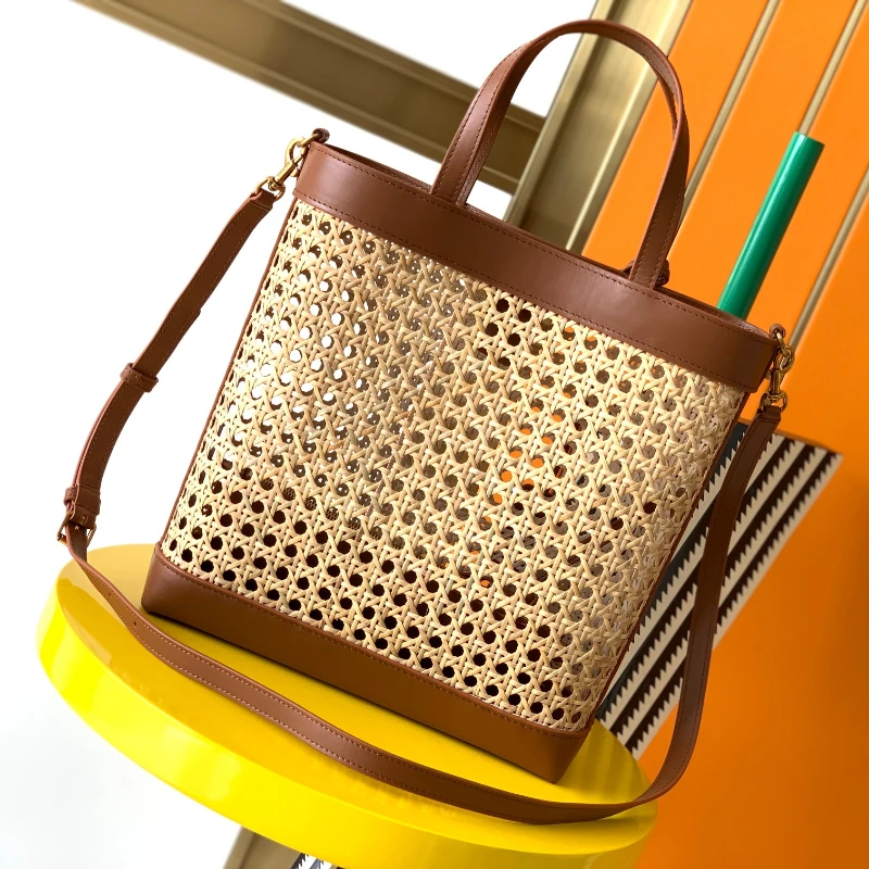 2026 Luxury Designer Women's Straw Beach Bag Ladies Woven Grass Handbags Summer Totes Famous Brand Crossbody Shoulder Bag
2026 Luxury Designer Women's Straw Beach Bag Ladies Woven Grass Handbags Summer Totes Famous Brand Crossbody Shoulder Bag